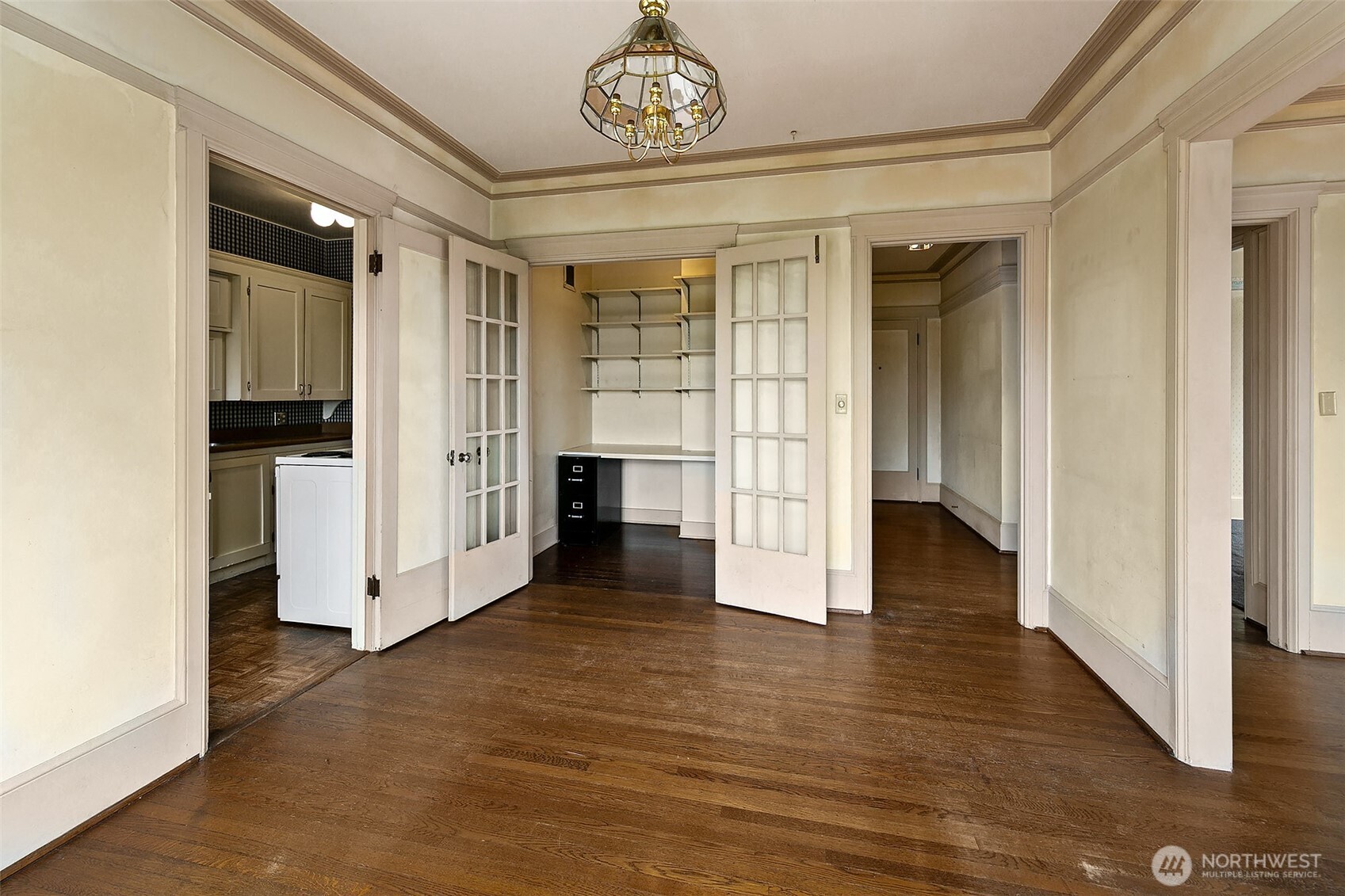1902 Bigelow Avenue N Unit: 301