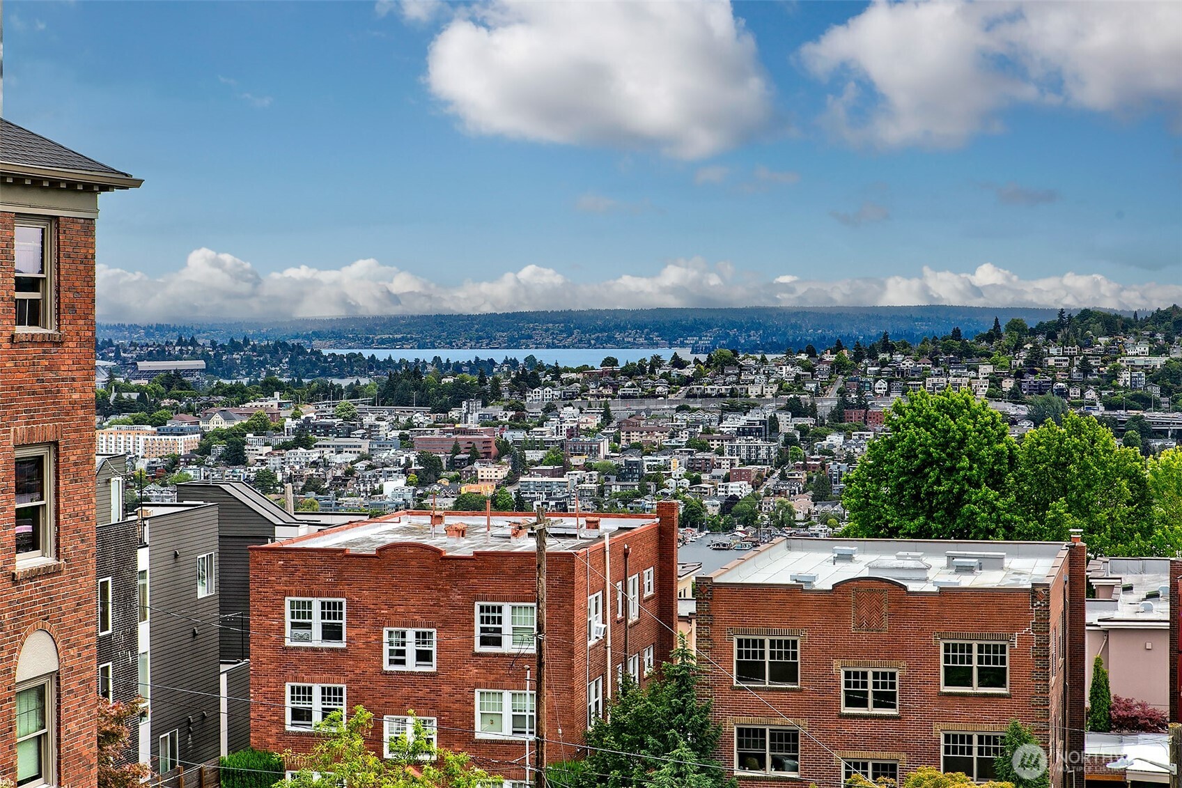 1902 Bigelow Avenue N Unit: 301