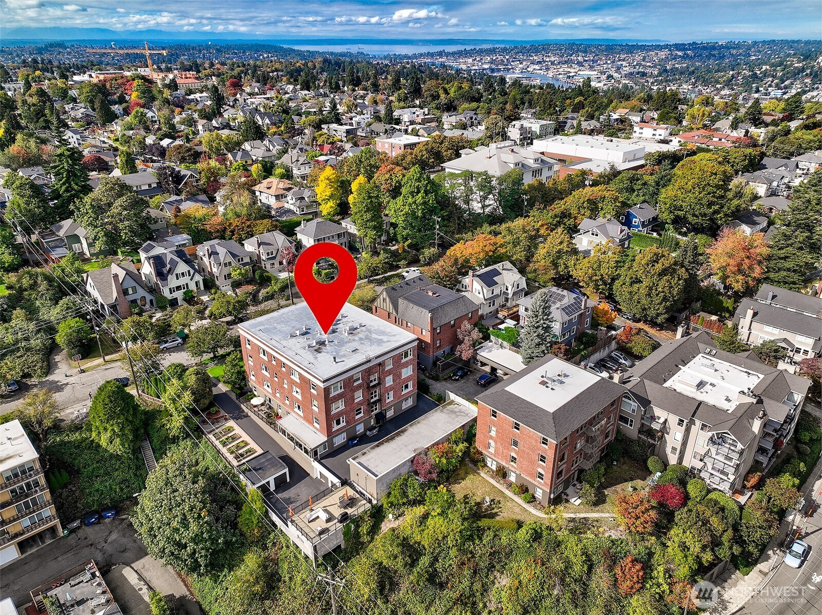 1902 Bigelow Avenue N Unit: 301