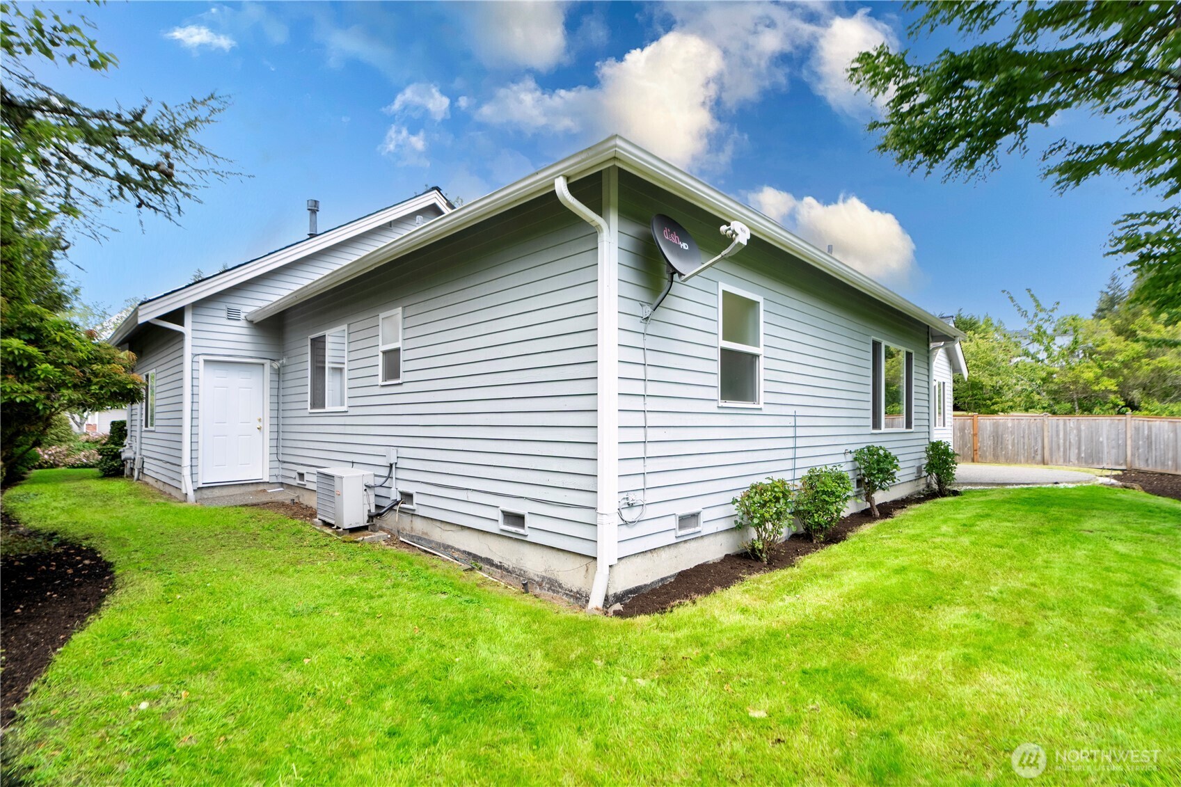 1912 243rd Place SE