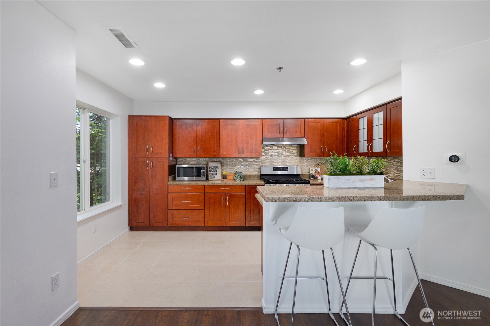16219 Northup Way Unit: C-204