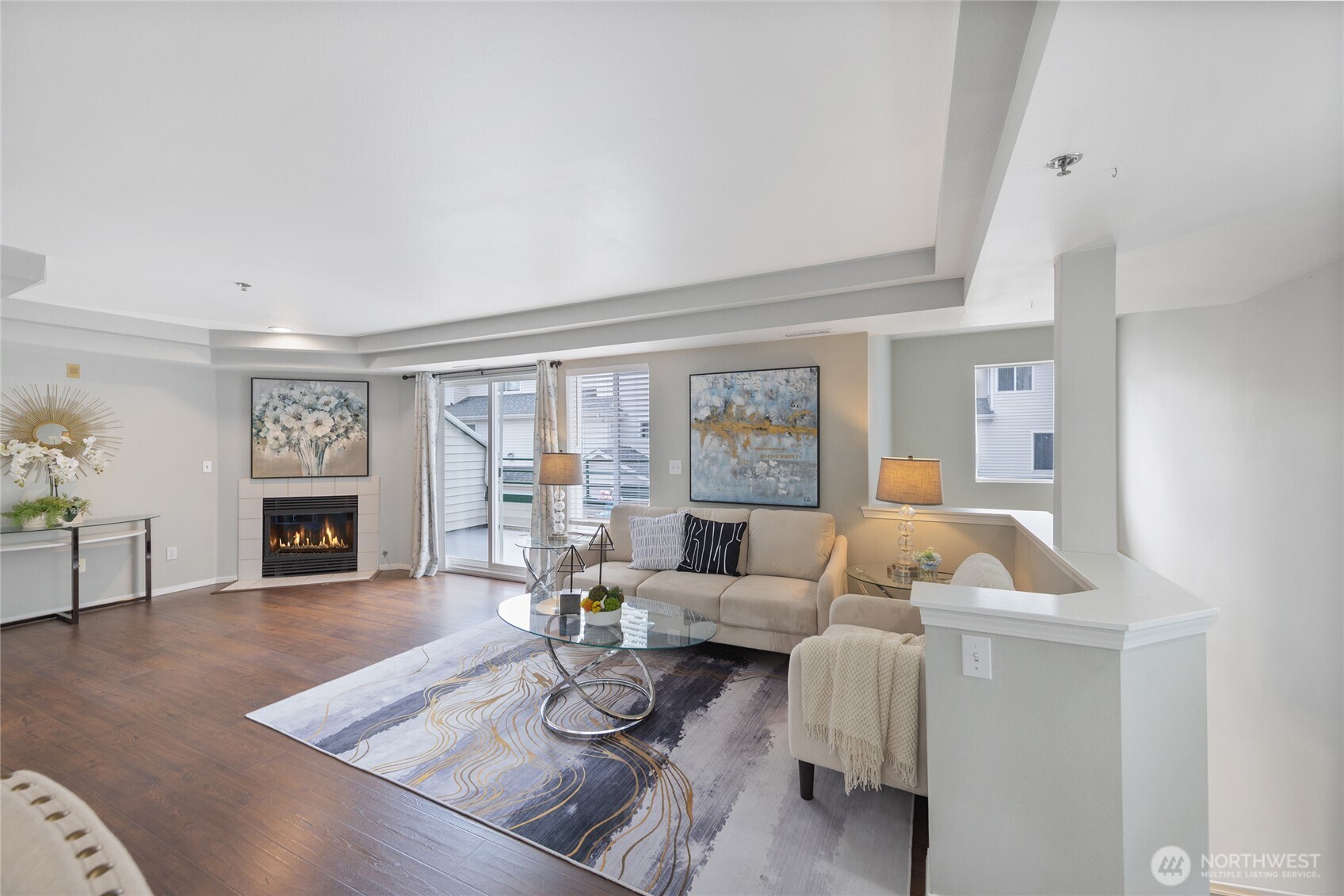 16219 Northup Way Unit: C-204