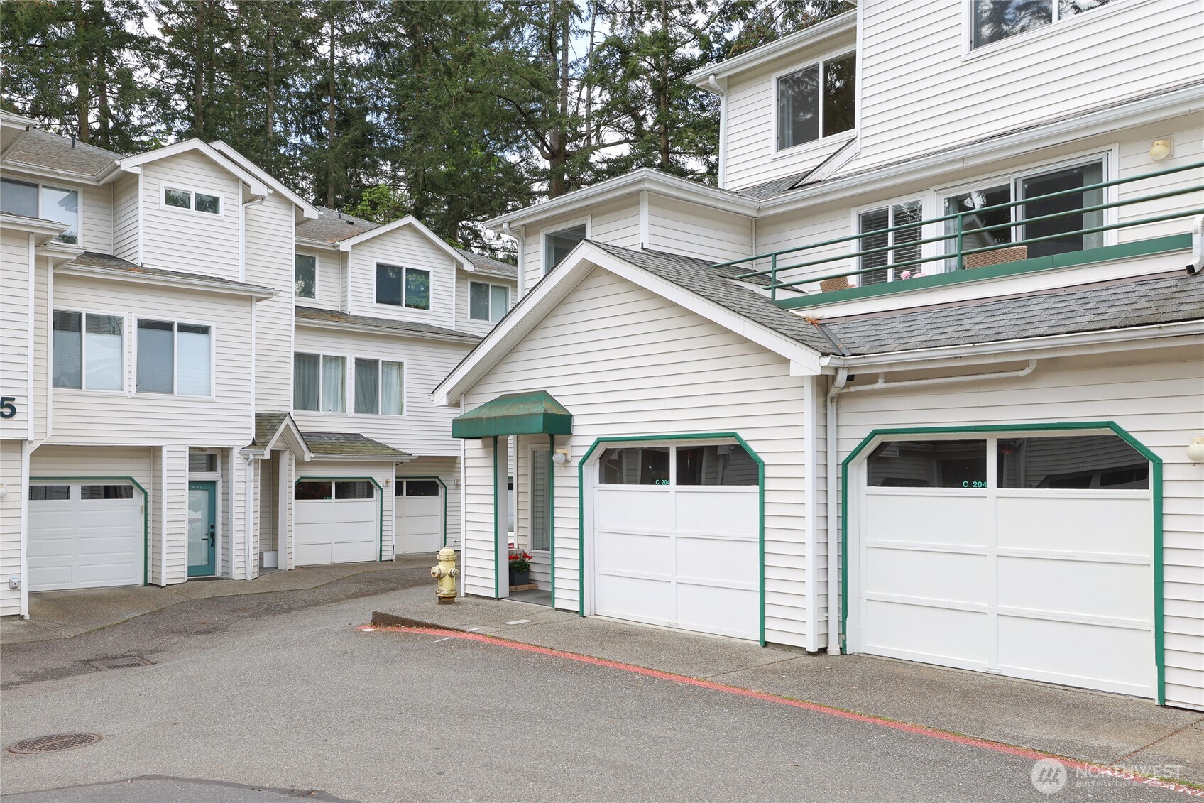 16219 Northup Way Unit: C-204