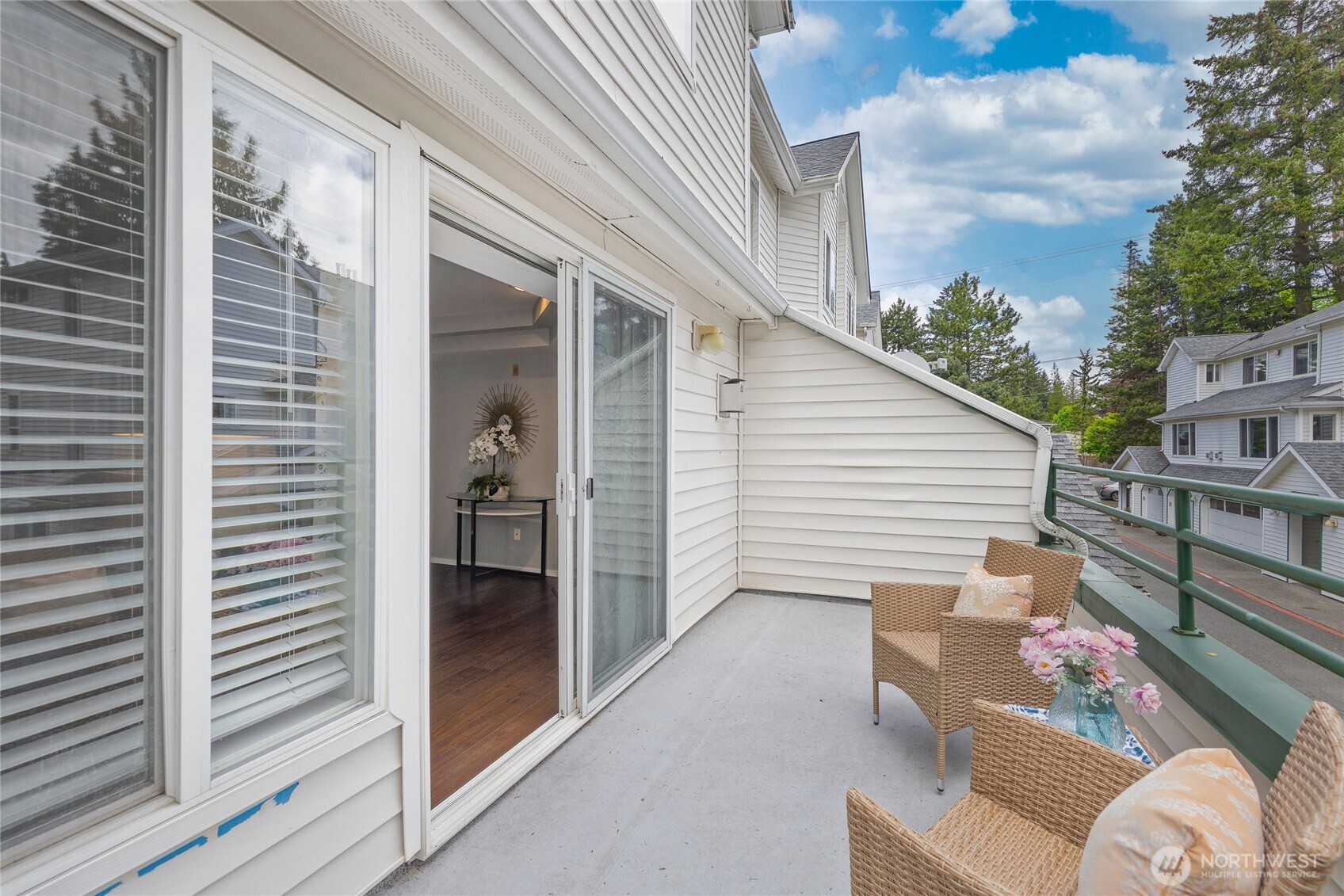 16219 Northup Way Unit: C-204