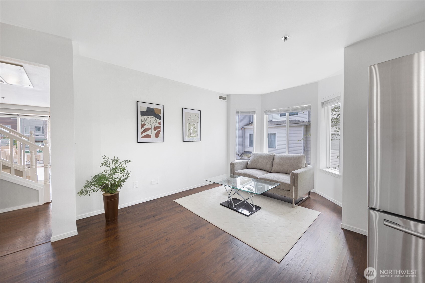 16219 Northup Way Unit: C-204