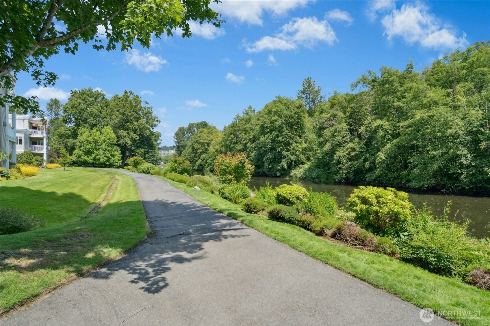 17426 Bothell Way NE Unit: A105