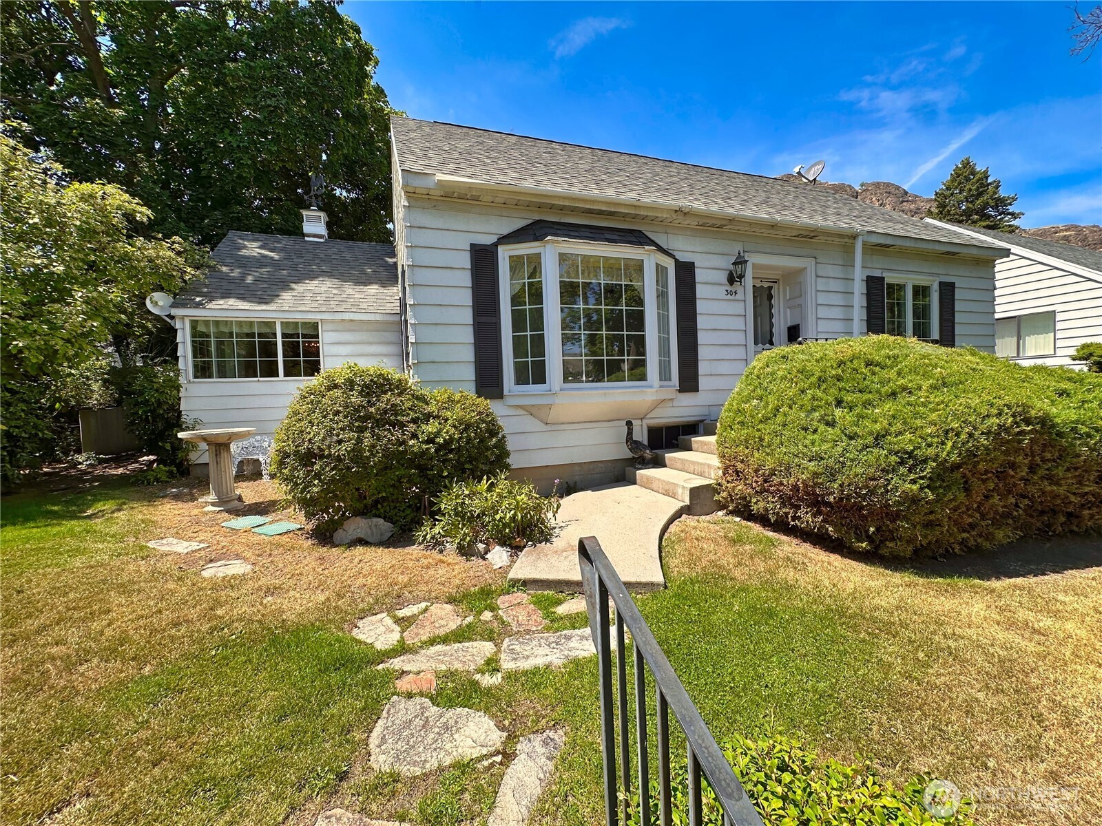 304 Columbia Avenue