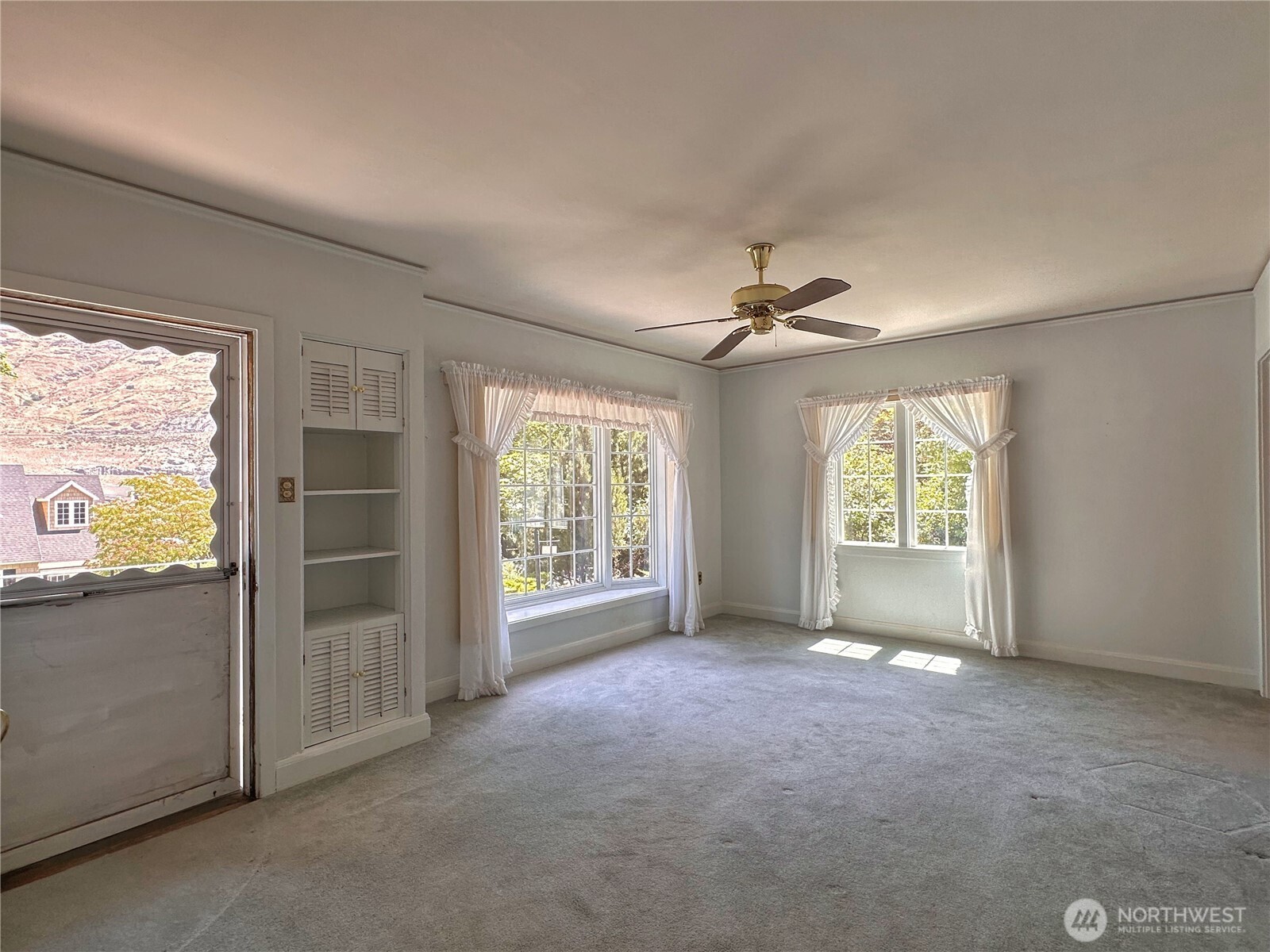 304 Columbia Avenue
