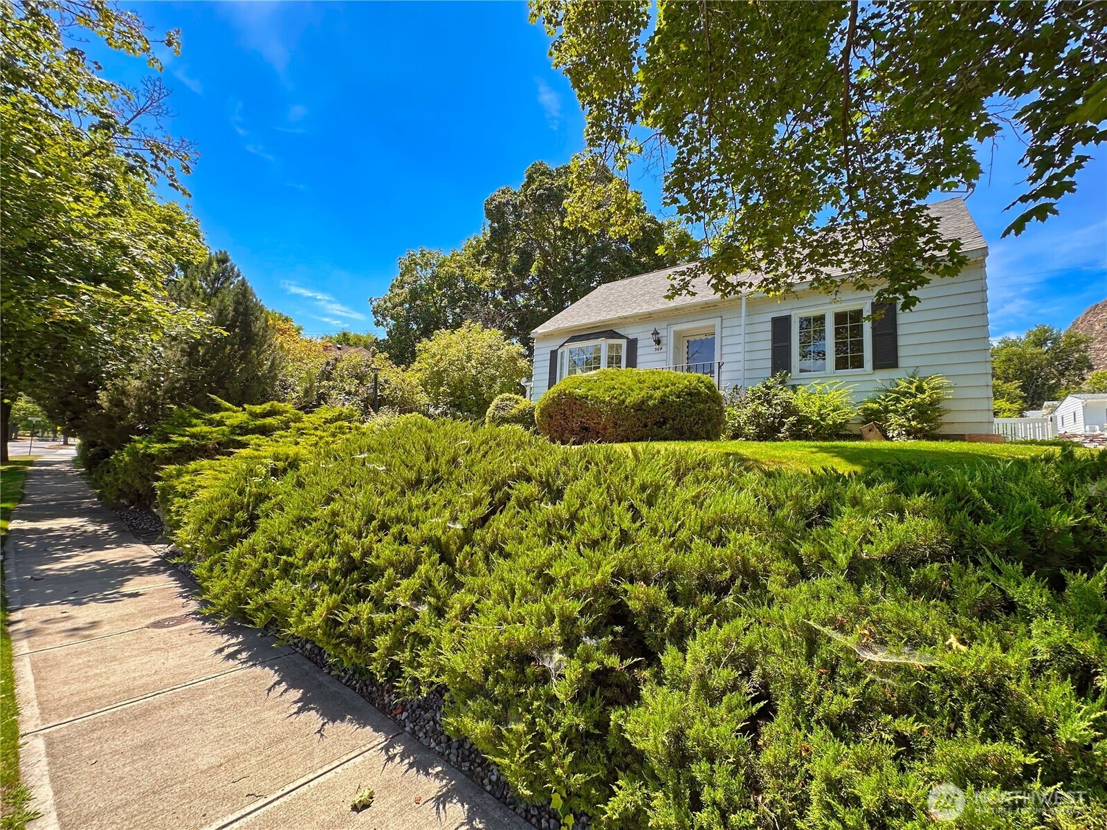 304 Columbia Avenue