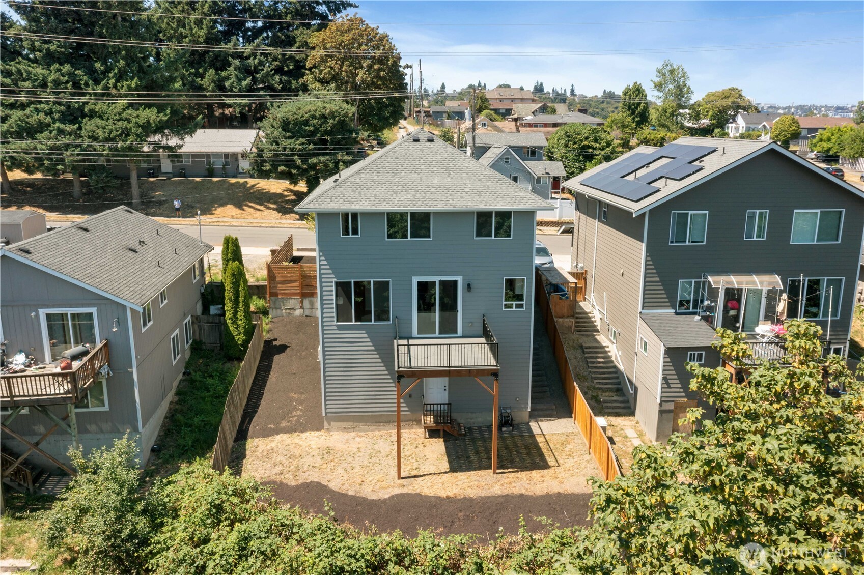 3413 E Grandview Avenue