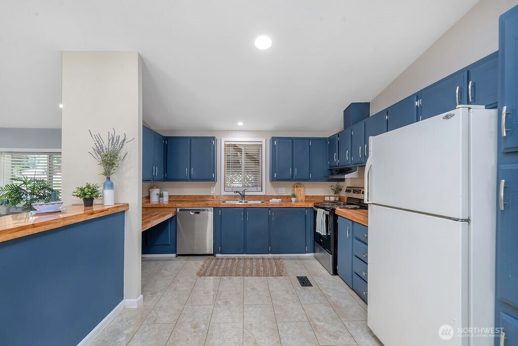 16205 63rd Avenue Ct E Unit: 207