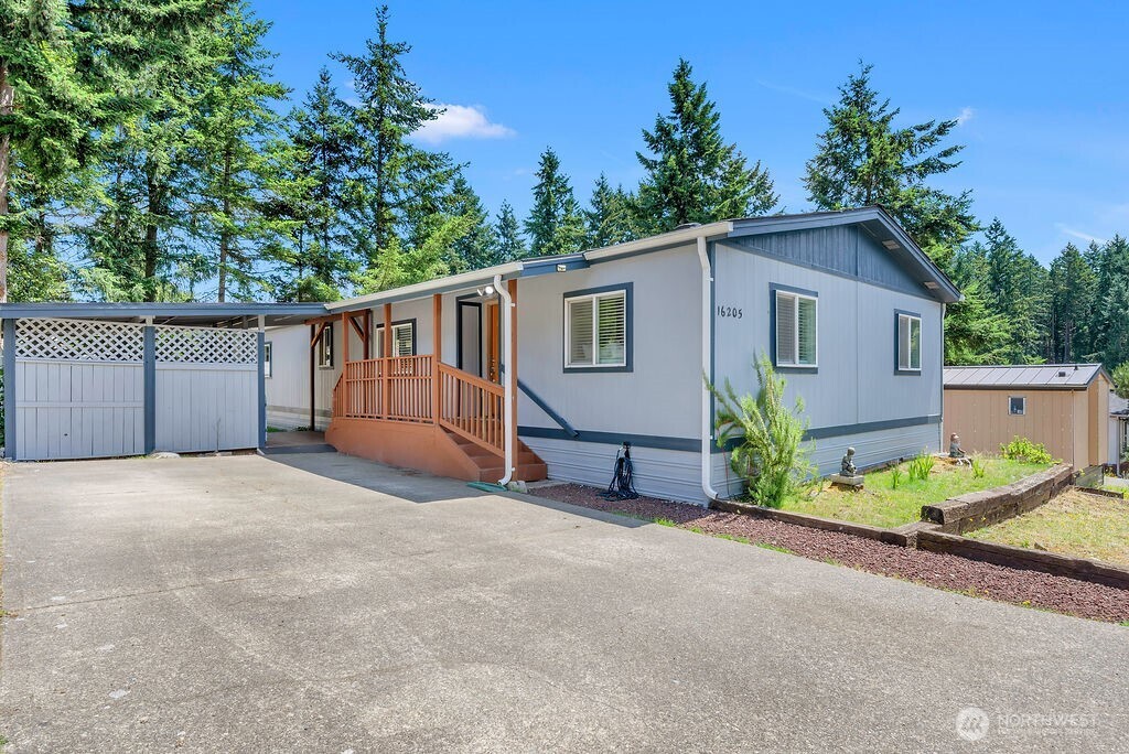 16205 63rd Avenue Ct E Unit: 207