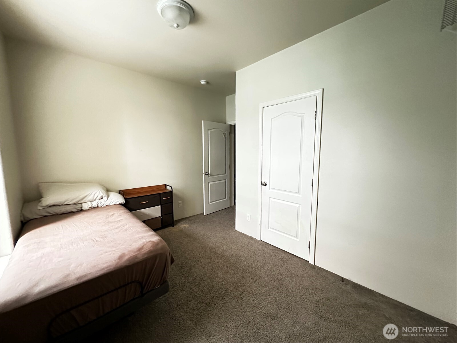 1720 Maple Lane Unit: 33