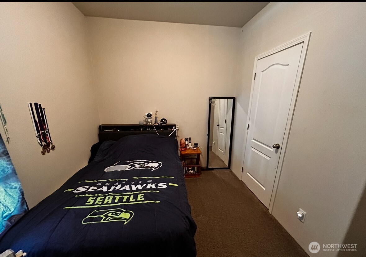 1720 Maple Lane Unit: 33