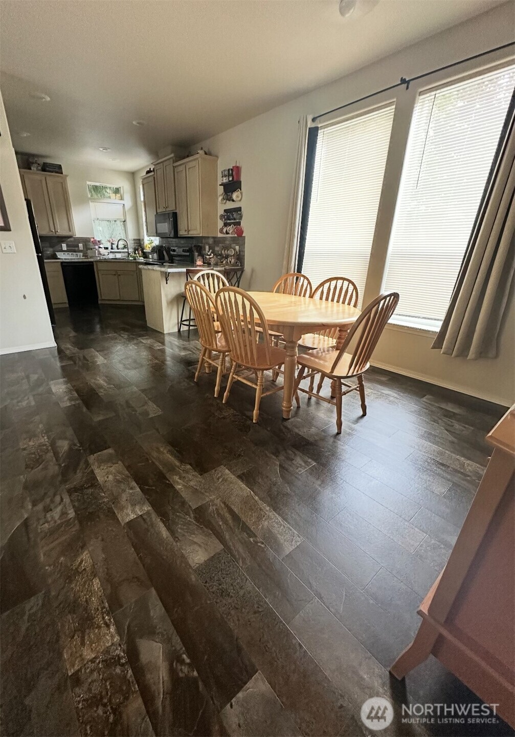 1720 Maple Lane Unit: 33