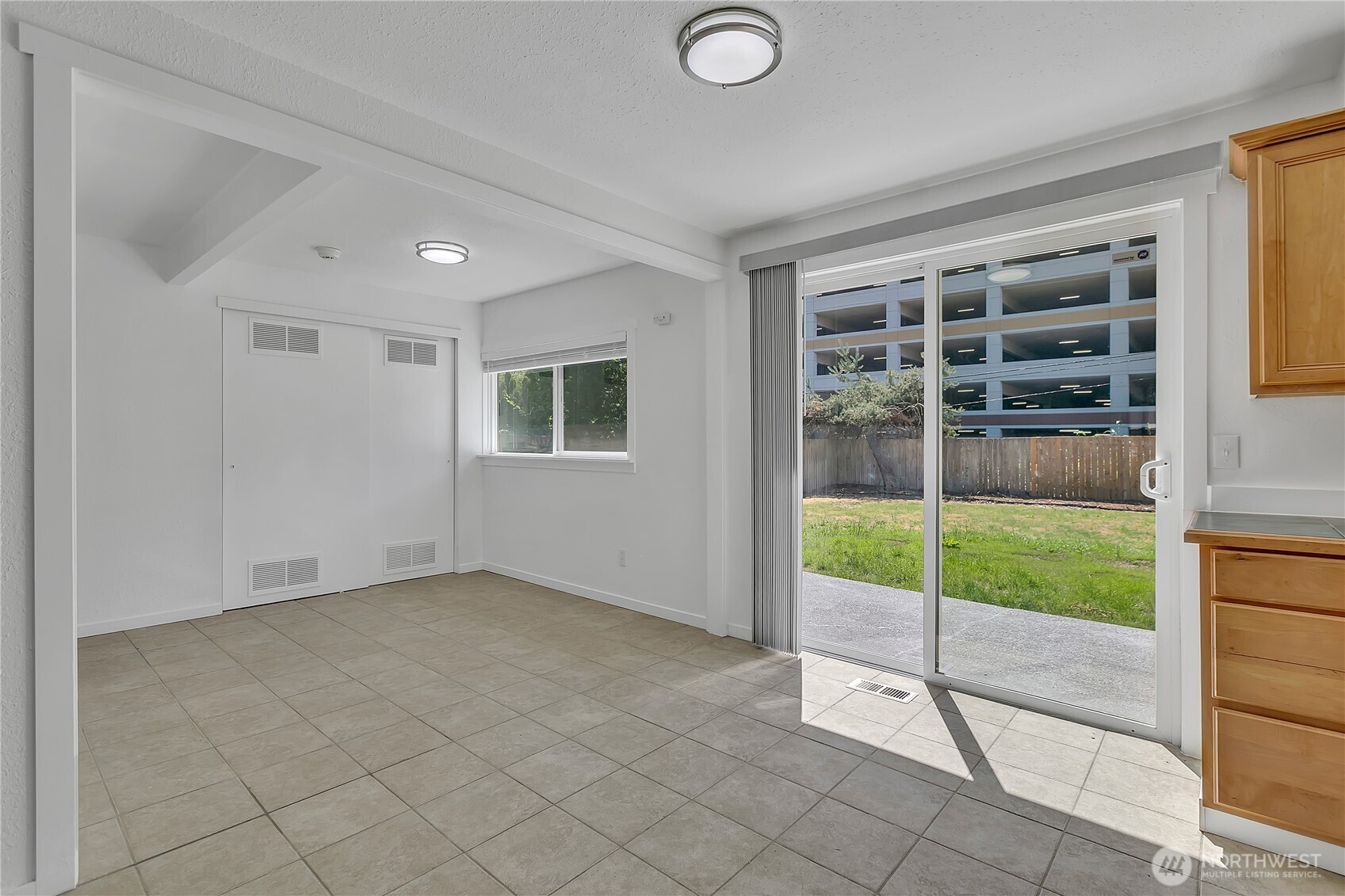 2015 Dogwood Drive SE