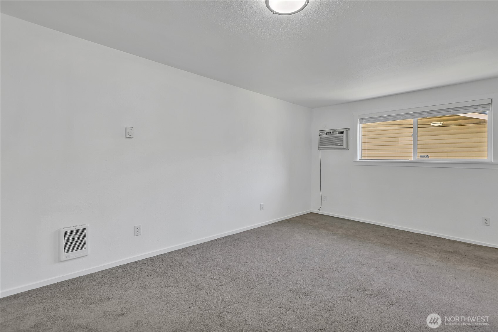 2015 Dogwood Drive SE