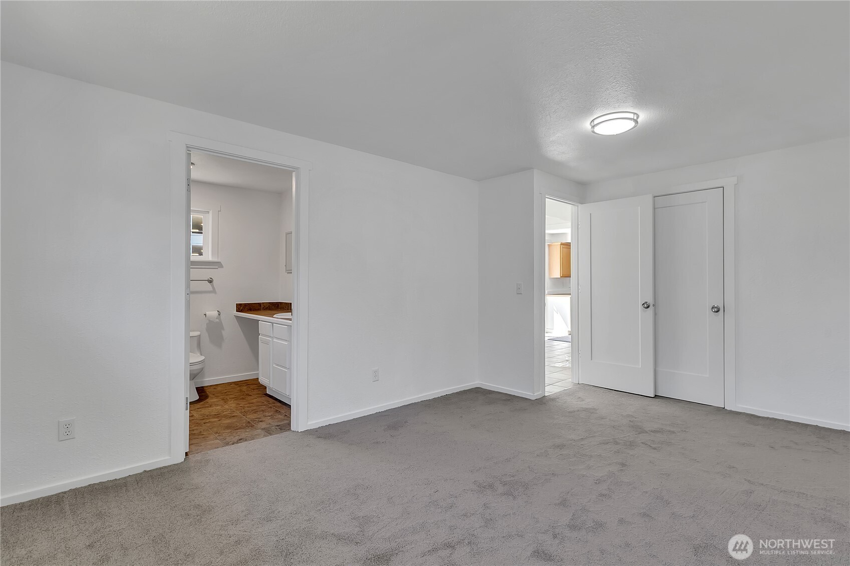 2015 Dogwood Drive SE