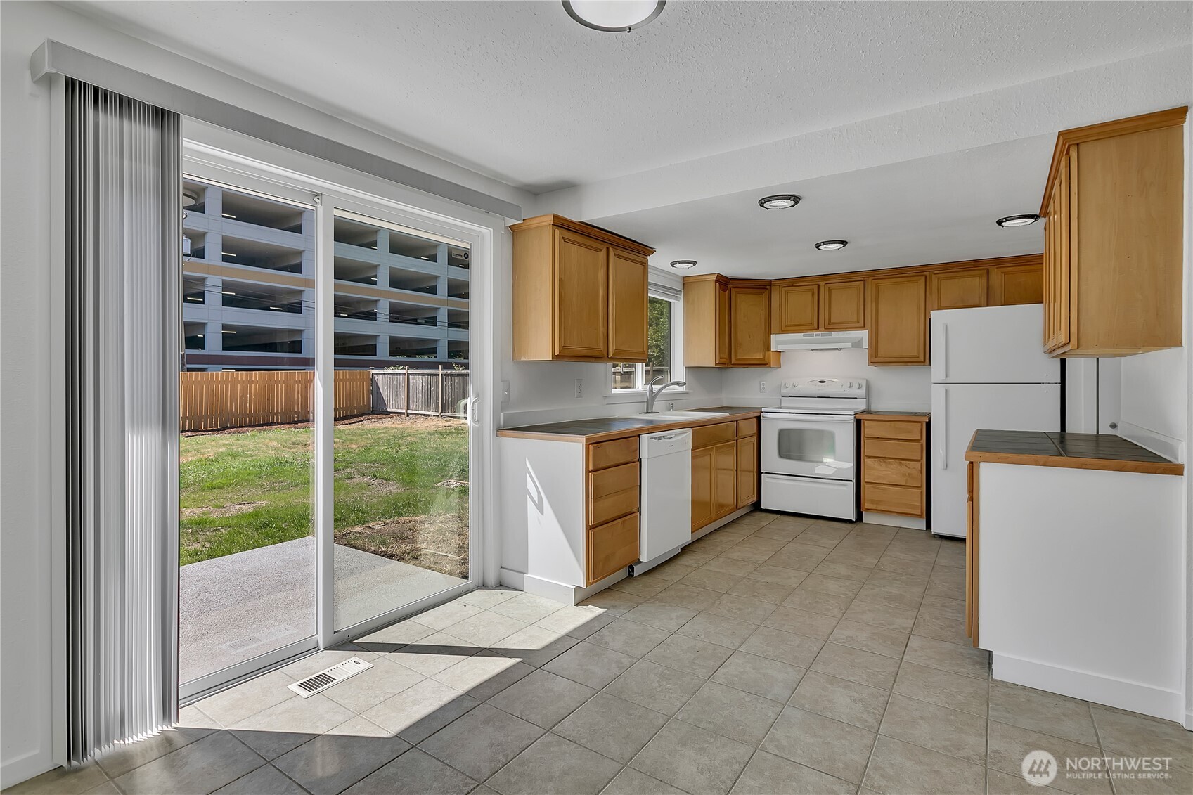 2015 Dogwood Drive SE