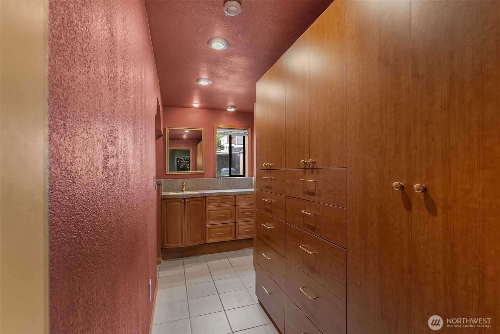 4820 200th Street SW Unit: B104