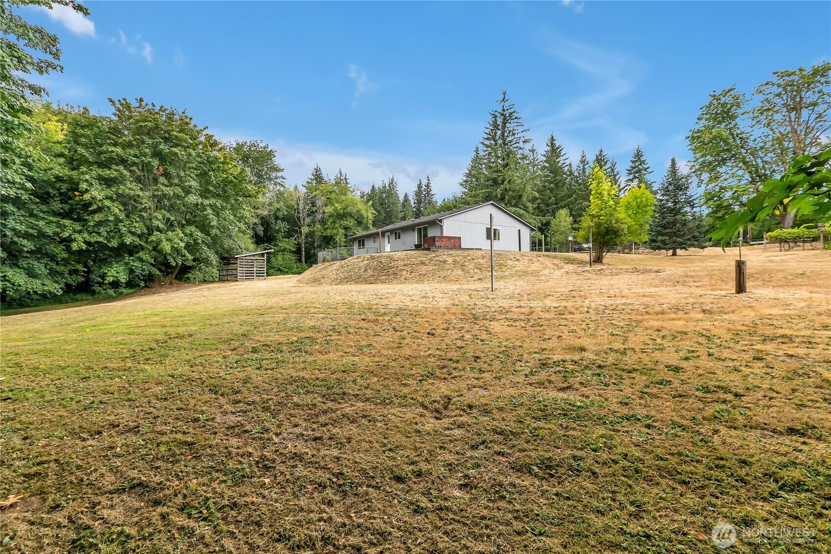 4450 E Agate Road