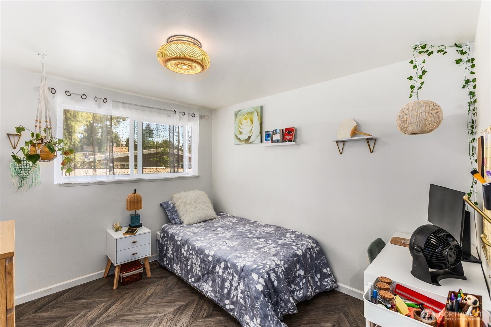 422 S 168th Street