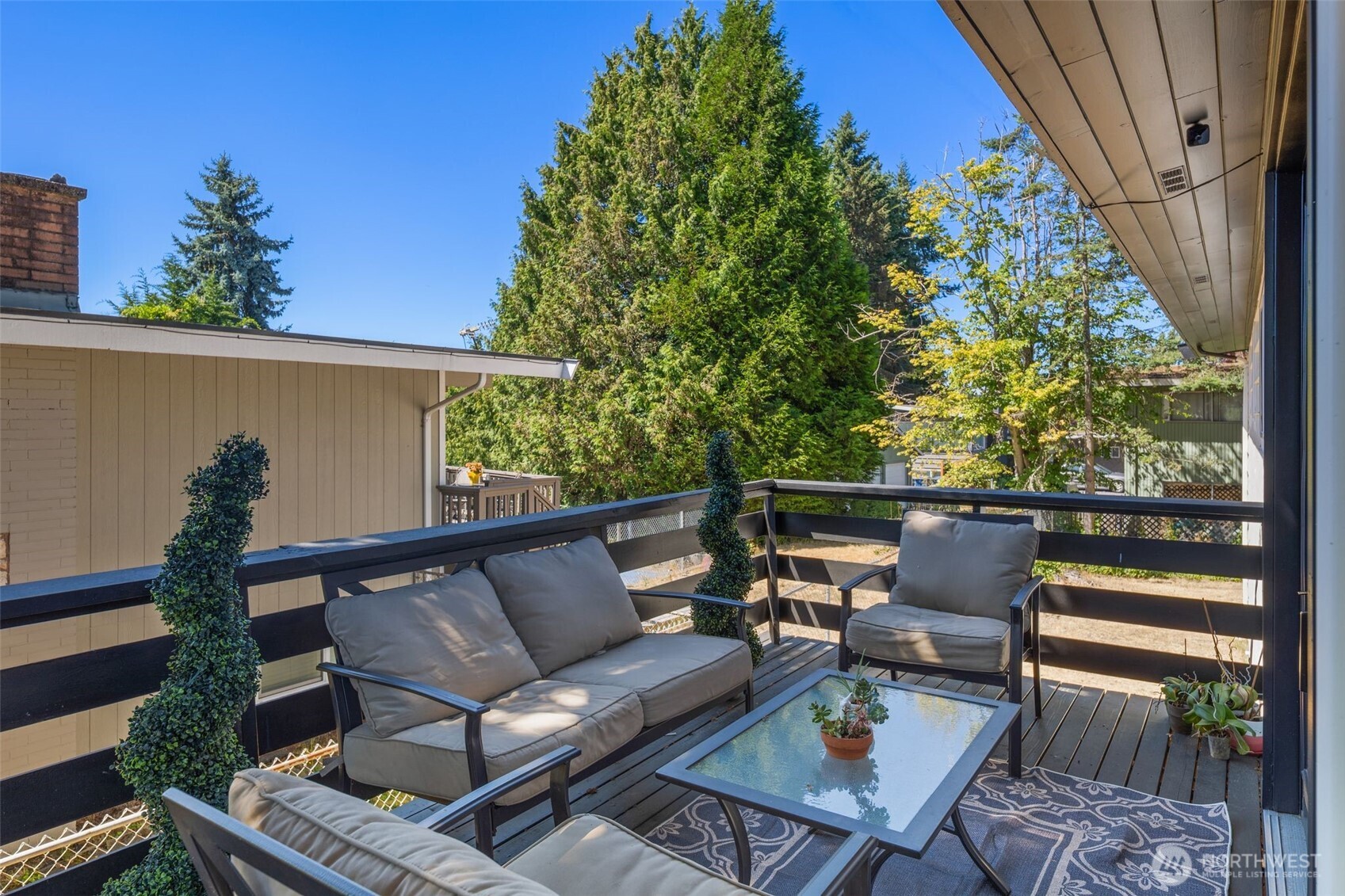 422 S 168th Street