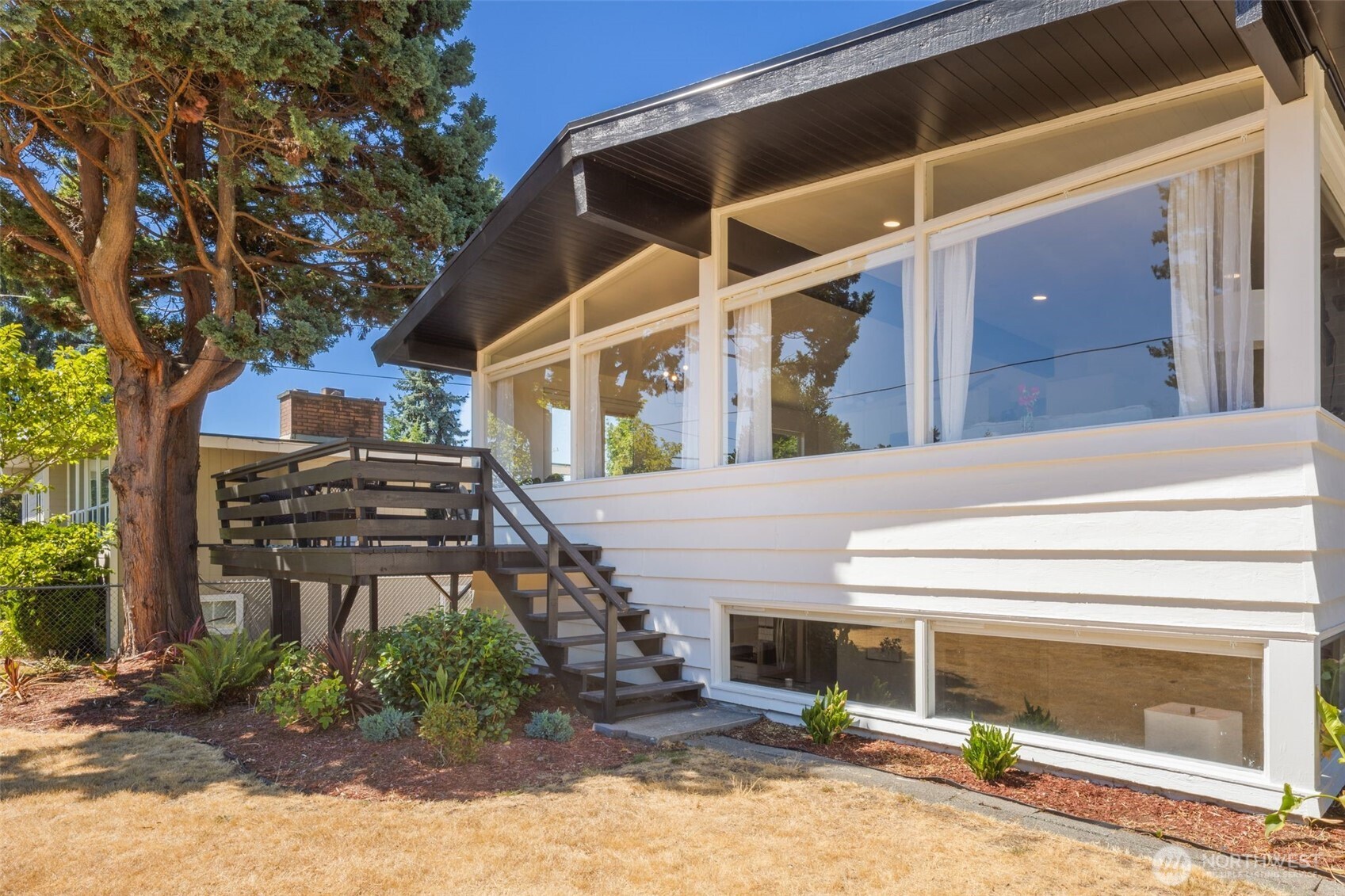 422 S 168th Street