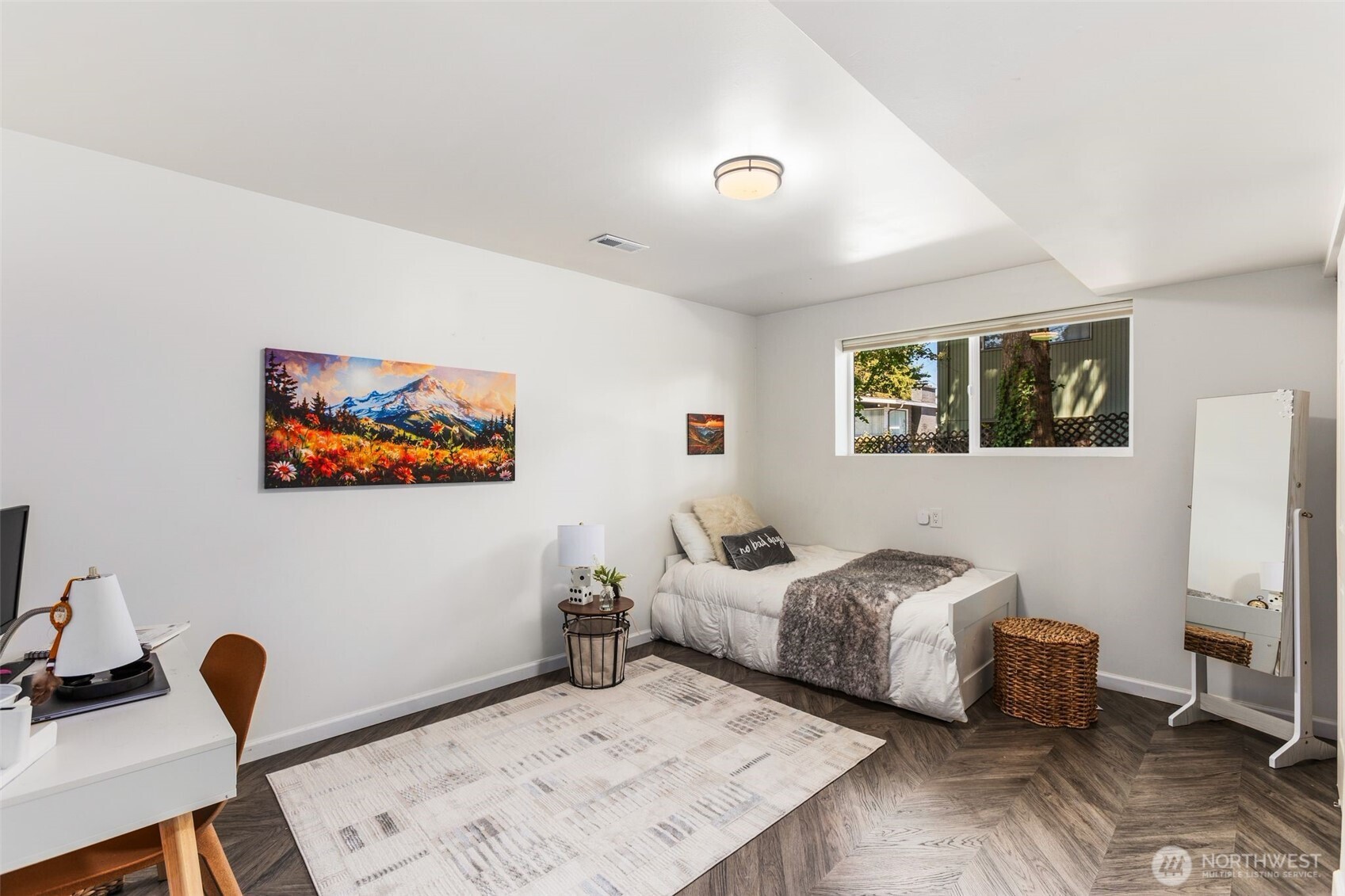 422 S 168th Street