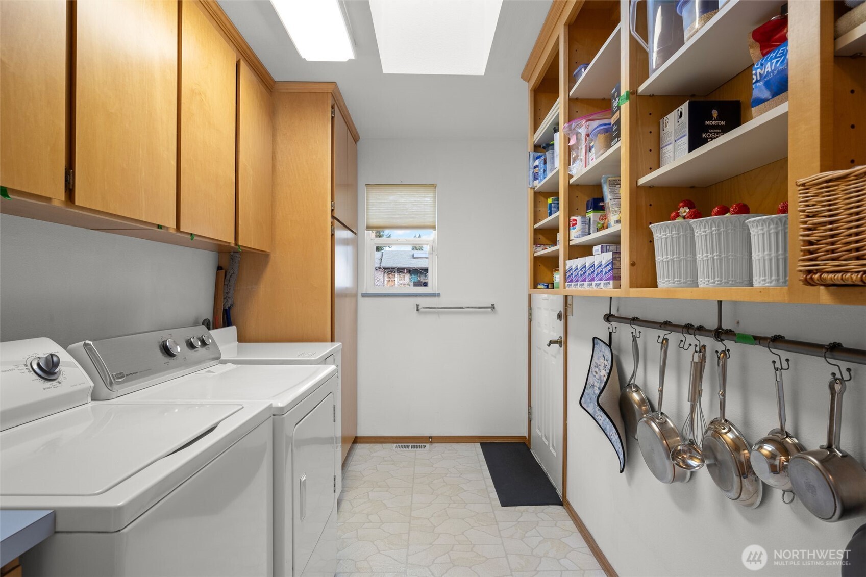 601 Williams Court W