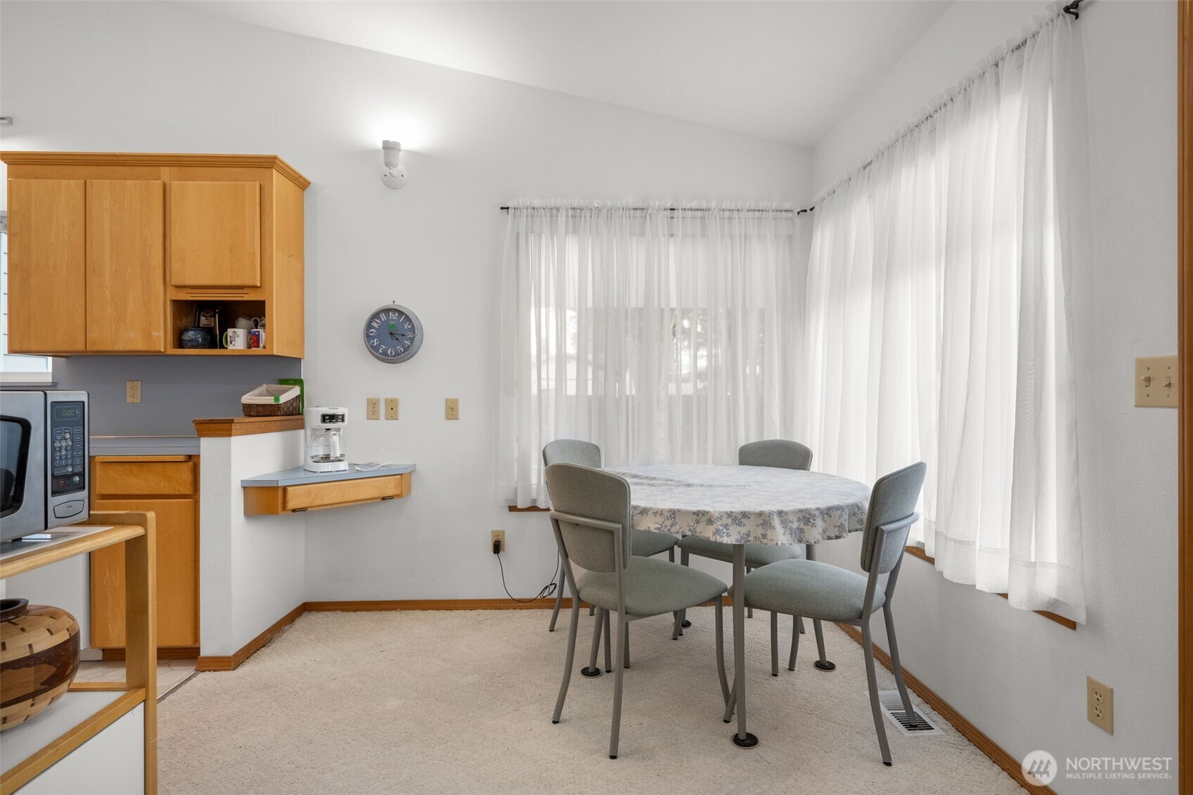 601 Williams Court W
