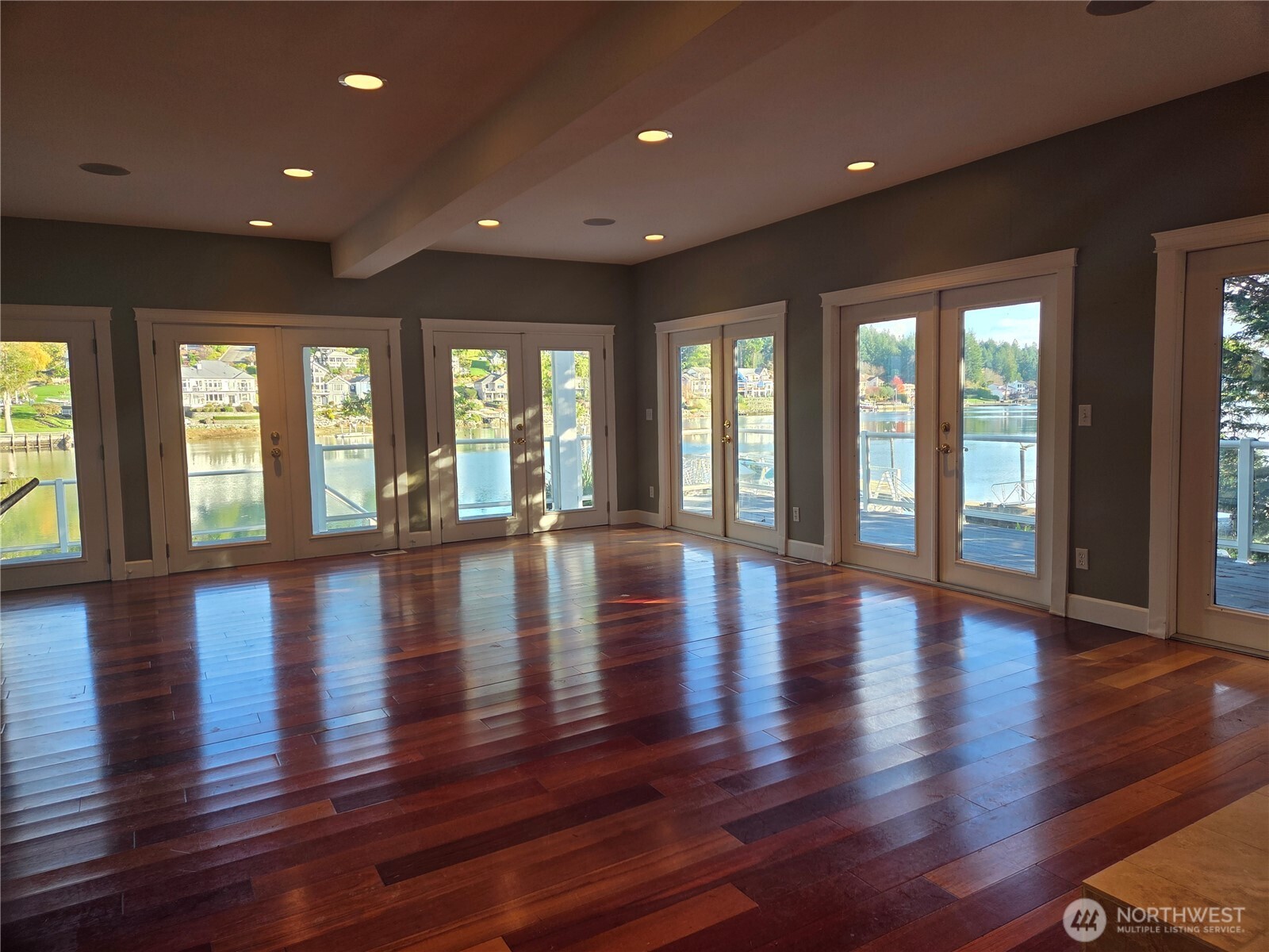 5744 Lagoon Lane NW