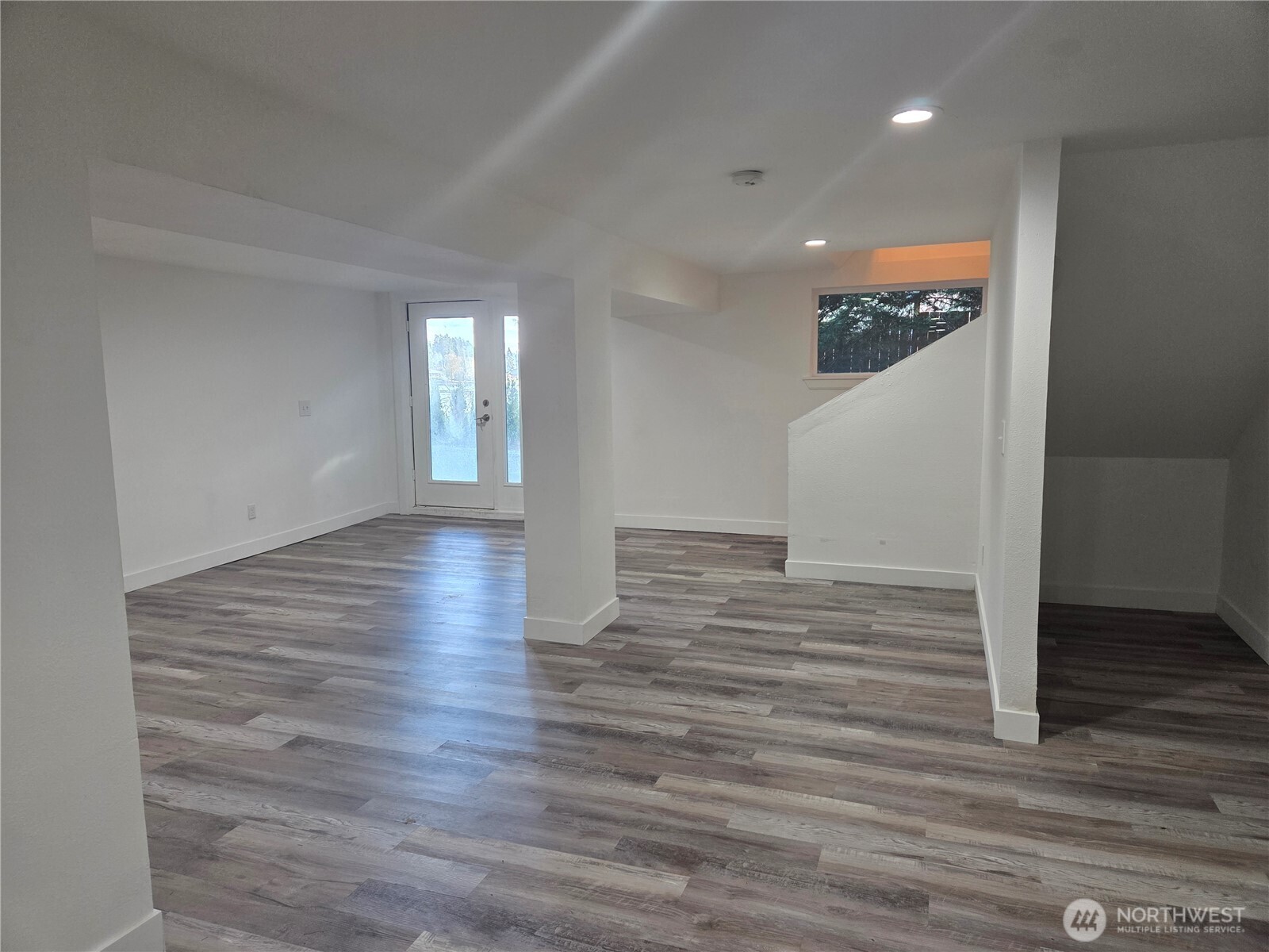 5744 Lagoon Lane NW