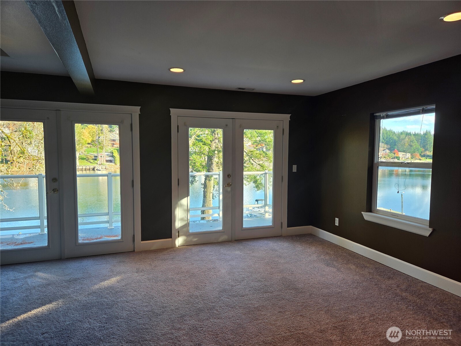 5744 Lagoon Lane NW