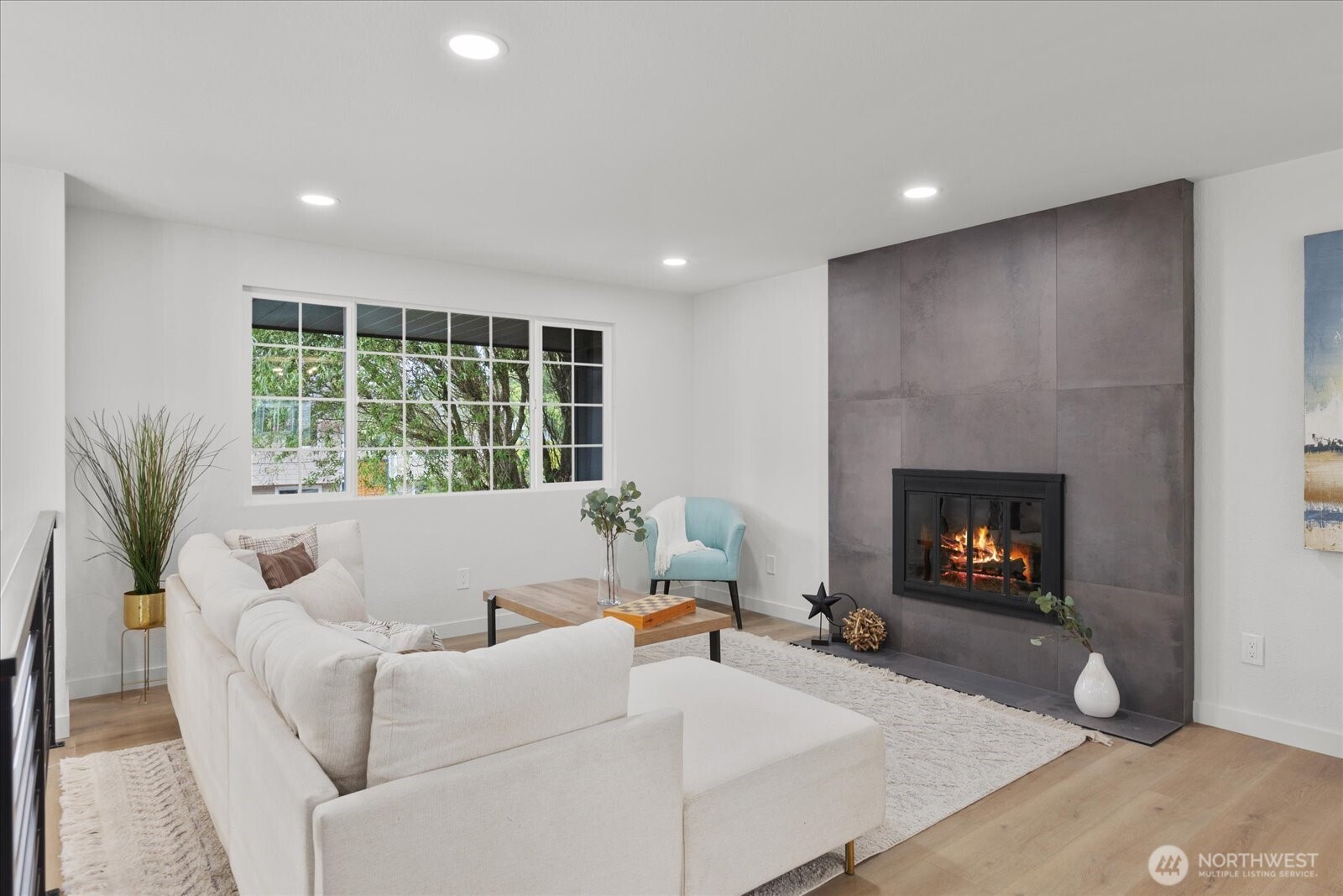 927 S 304th Street