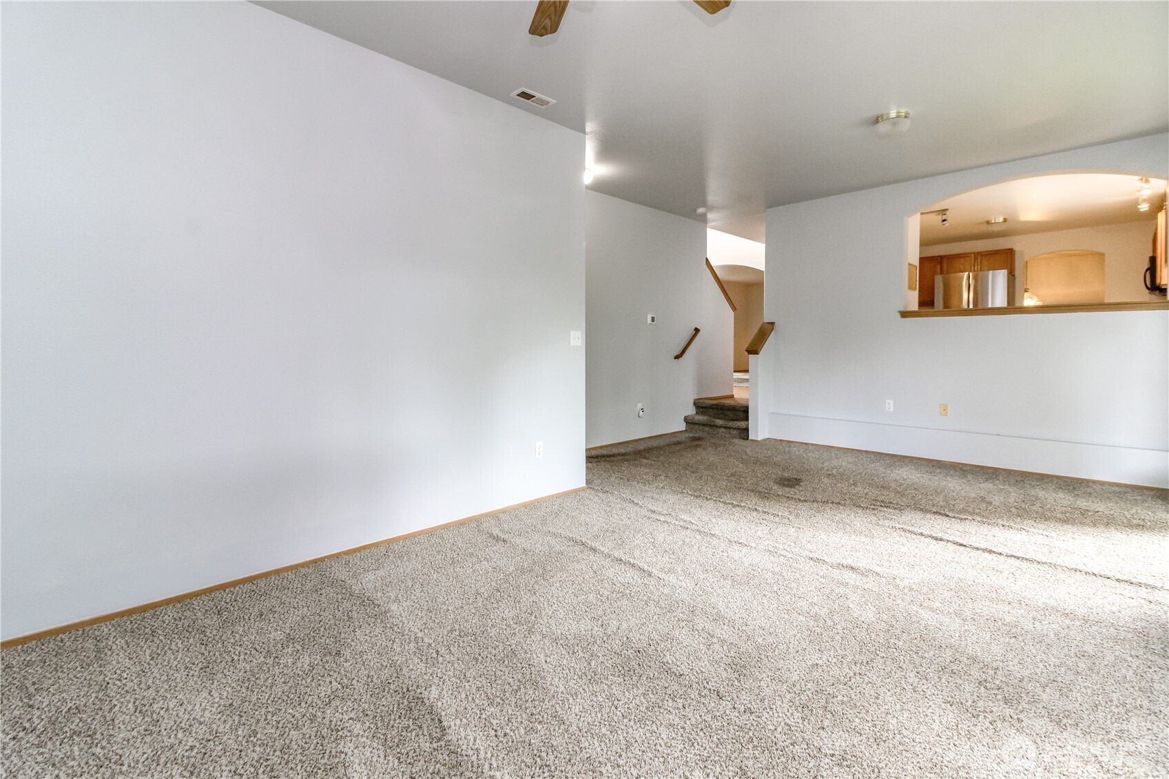 10114 231 Avenue E