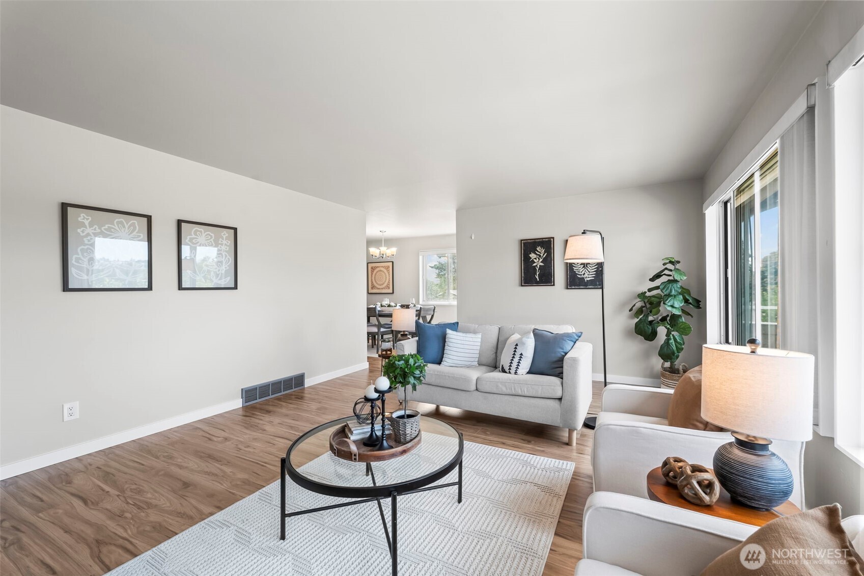 1014 S 234th Place