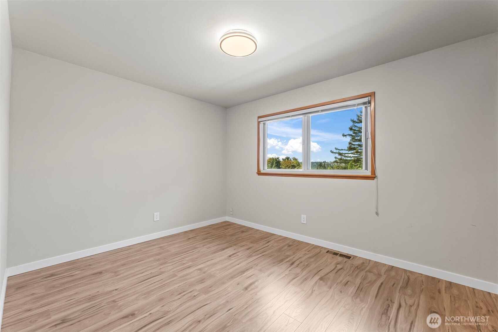 1014 S 234th Place