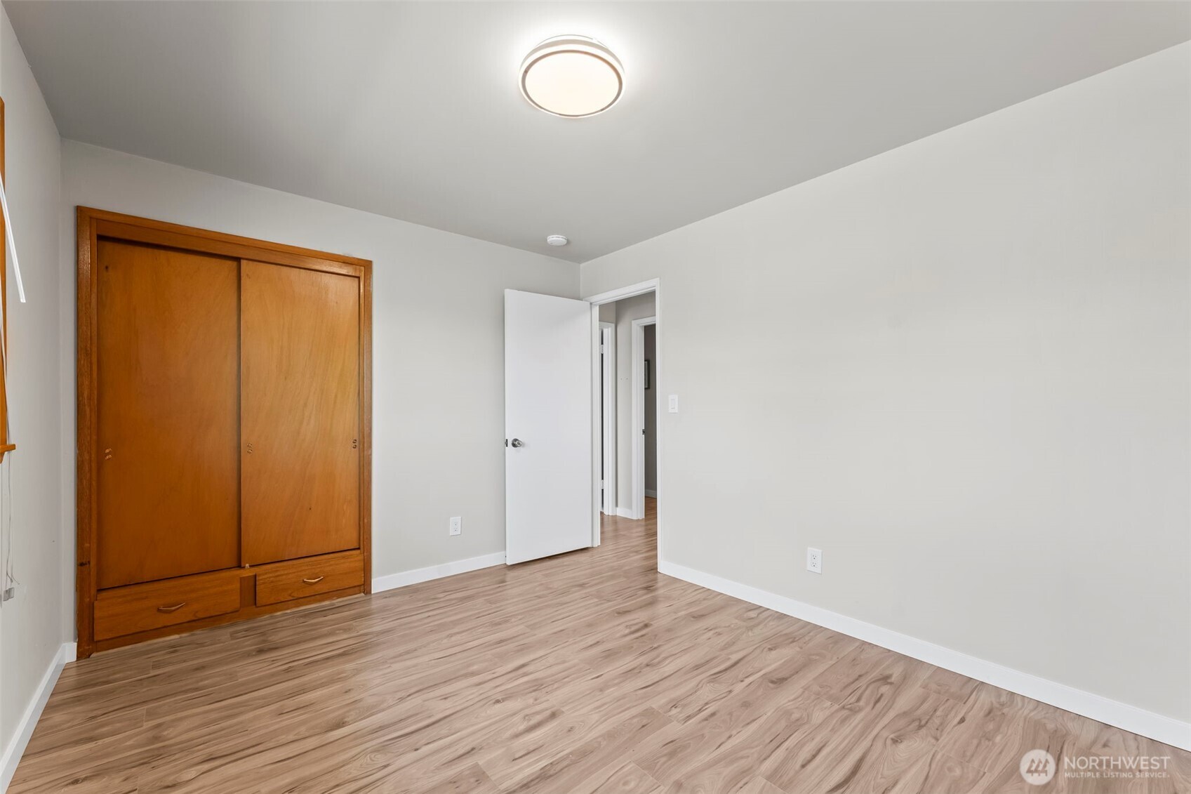 1014 S 234th Place