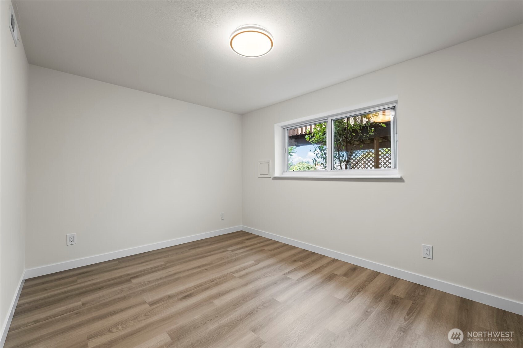 1014 S 234th Place