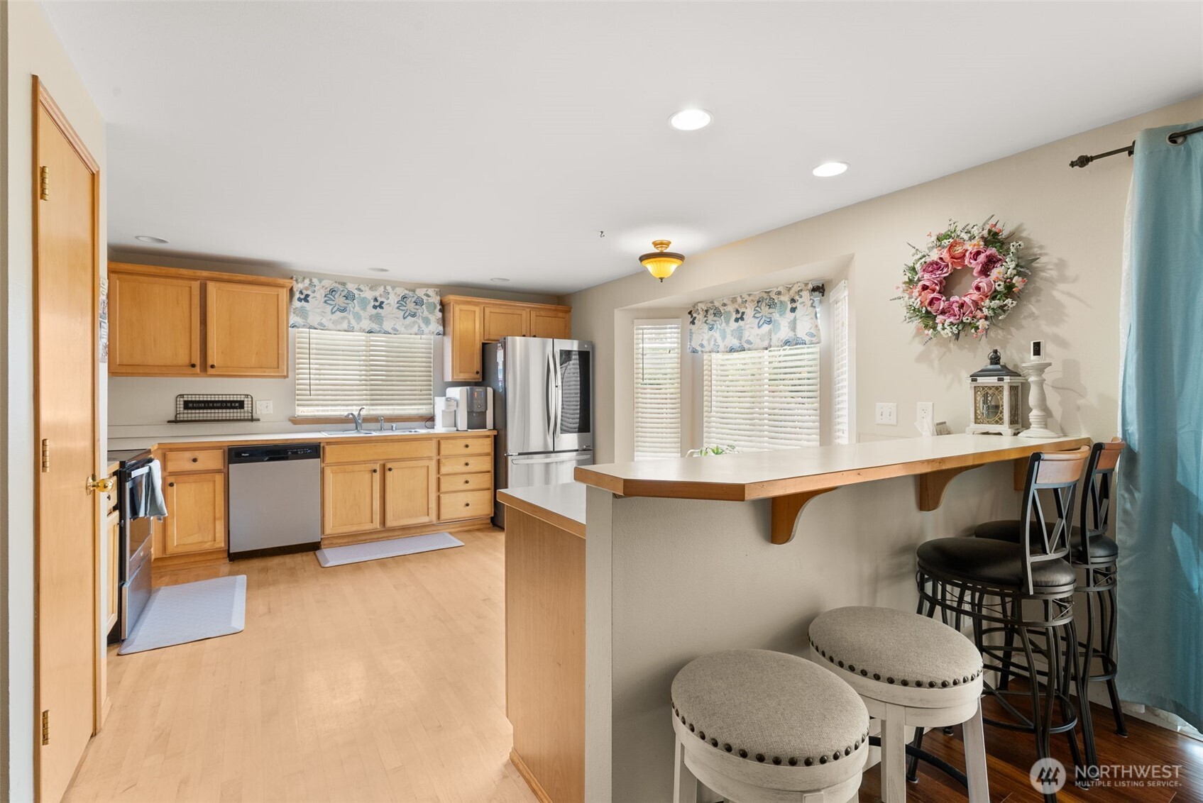 2704 174th Street E