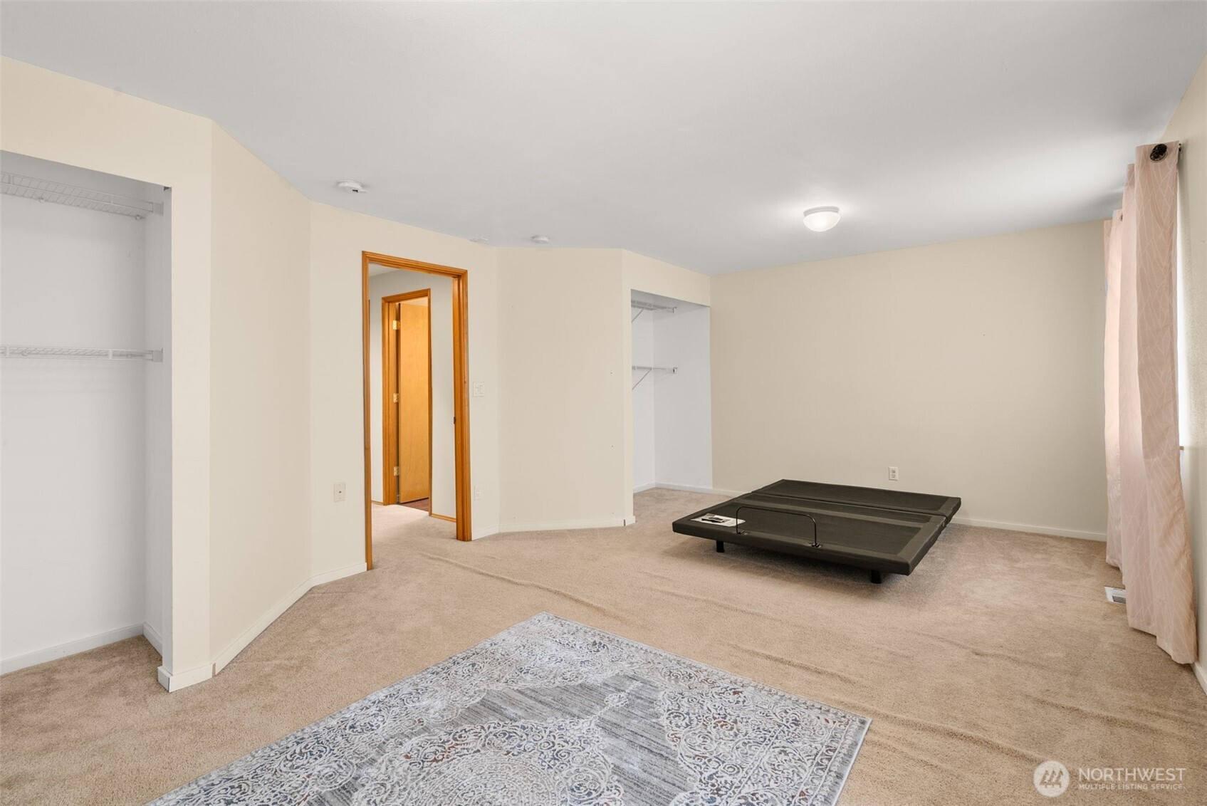 2704 174th Street E