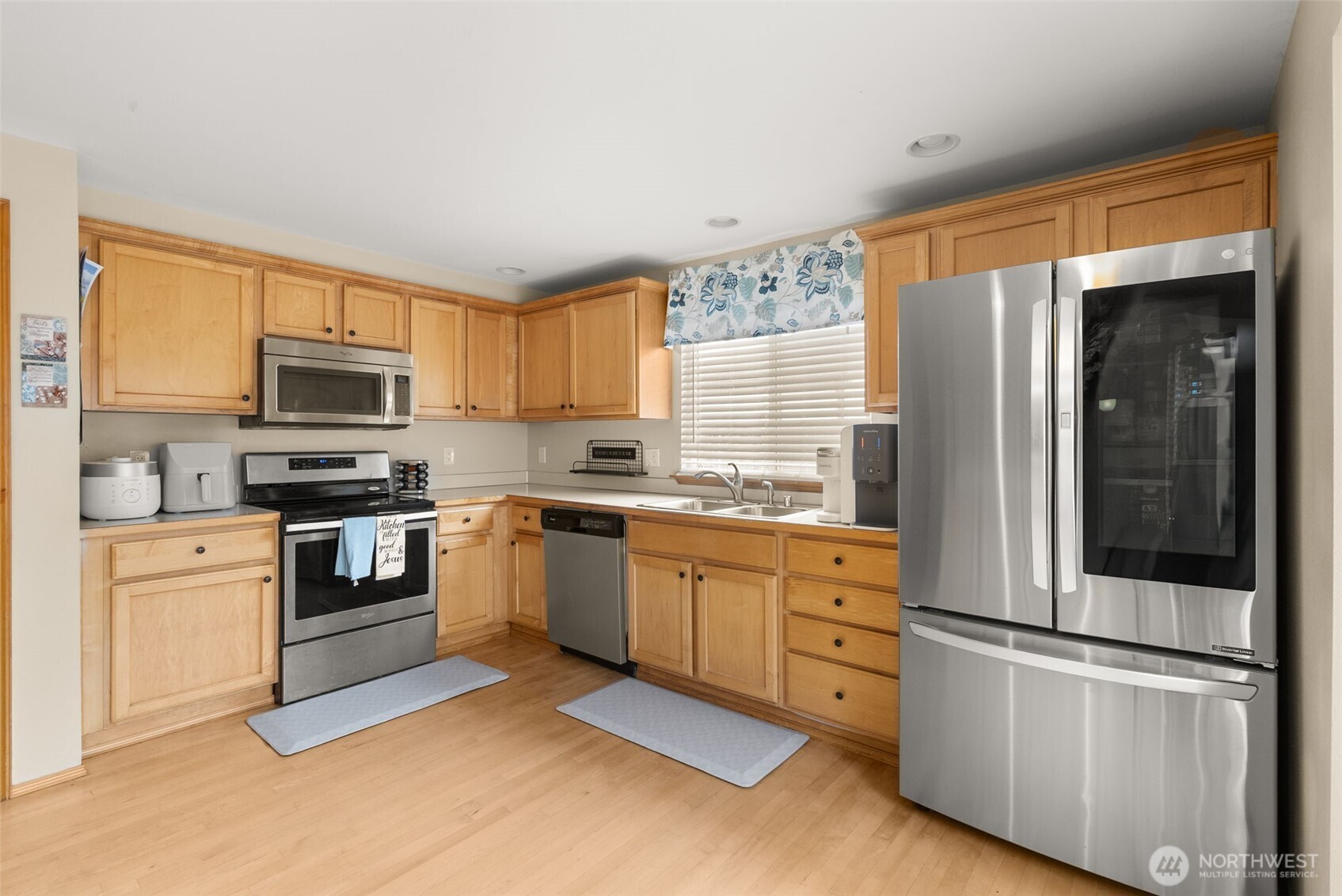 2704 174th Street E