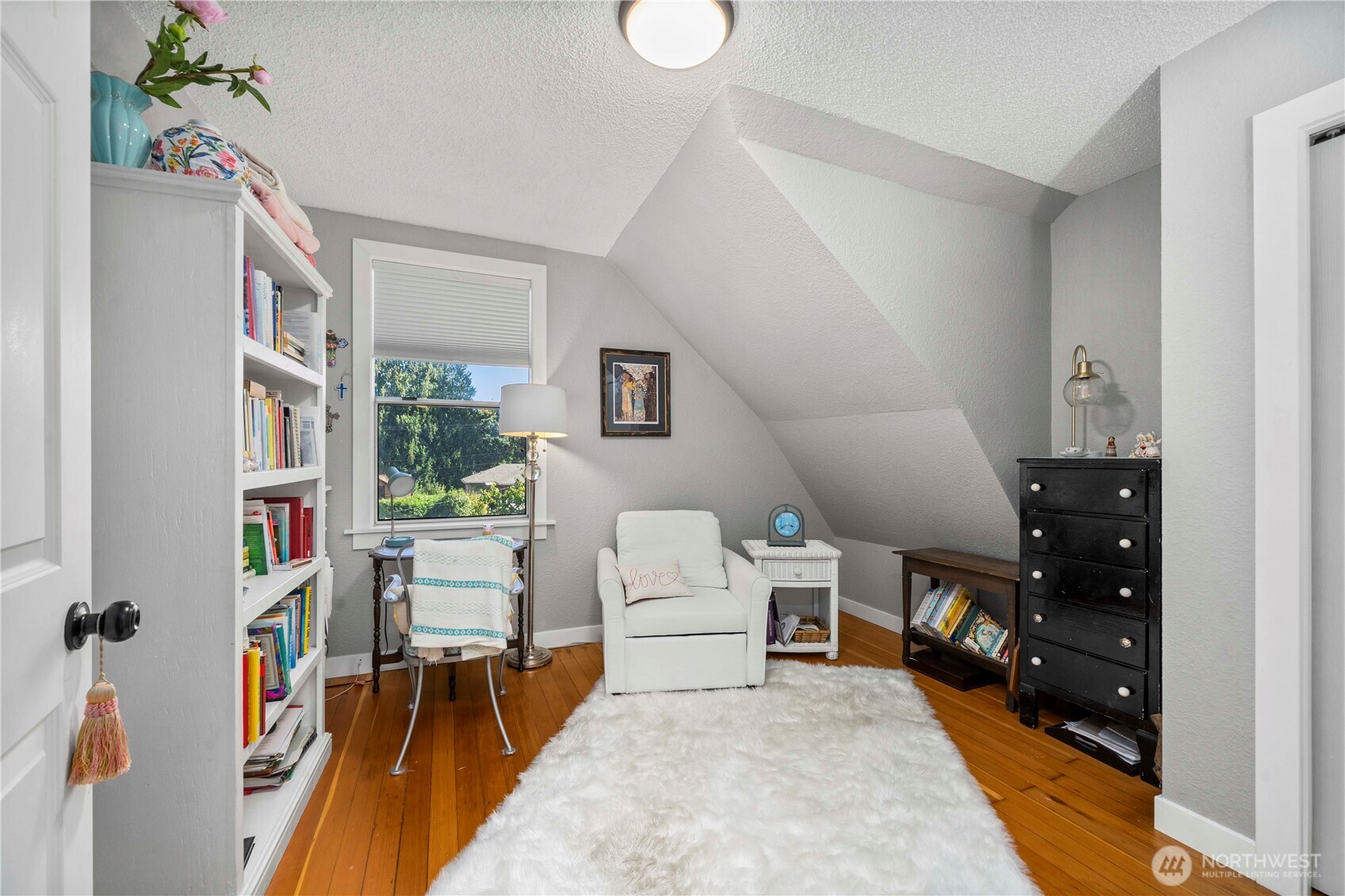 415 Maple Park Avenue SE