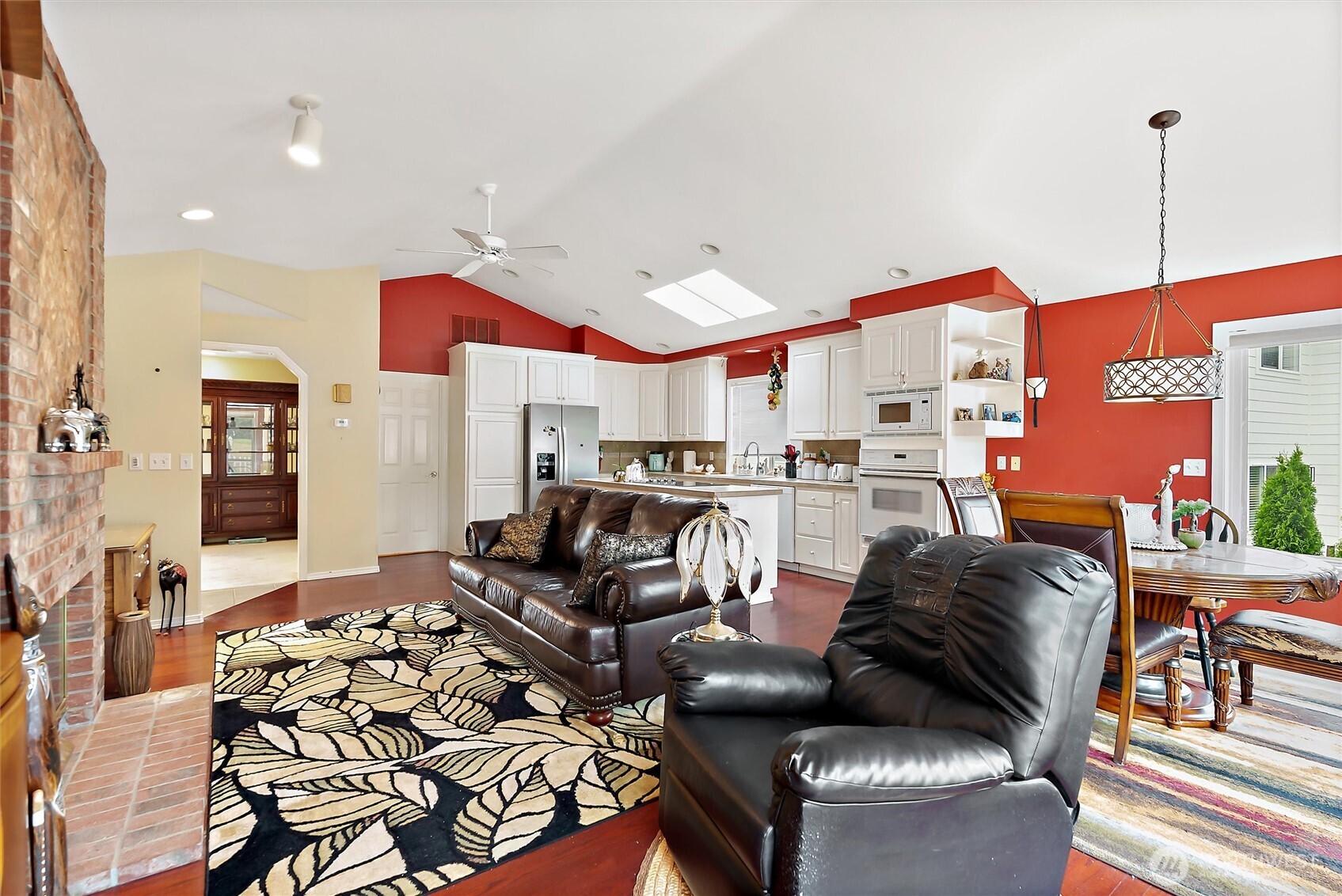 7305 W Country Club Drive
