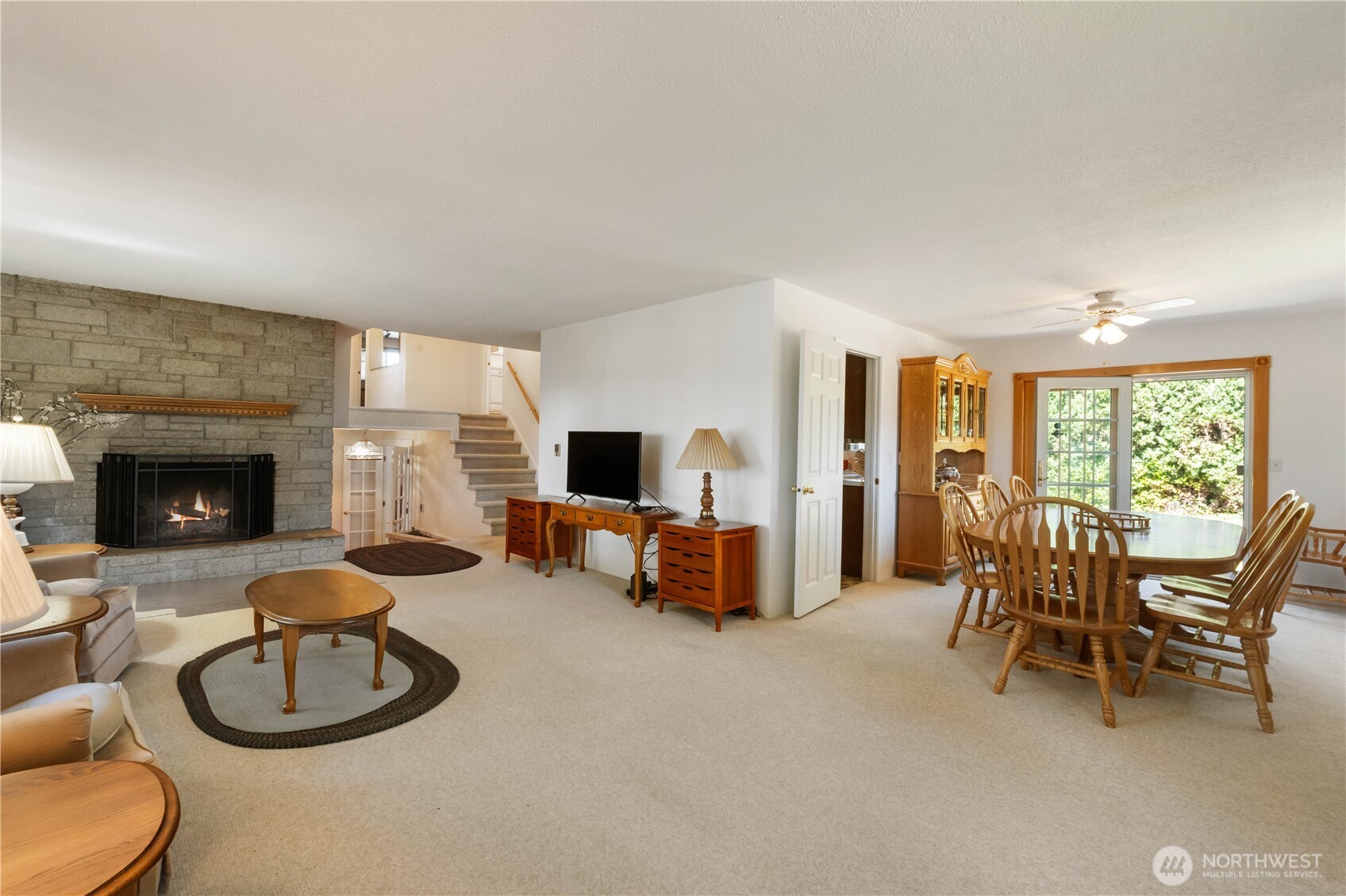 121 Hillcrest Drive