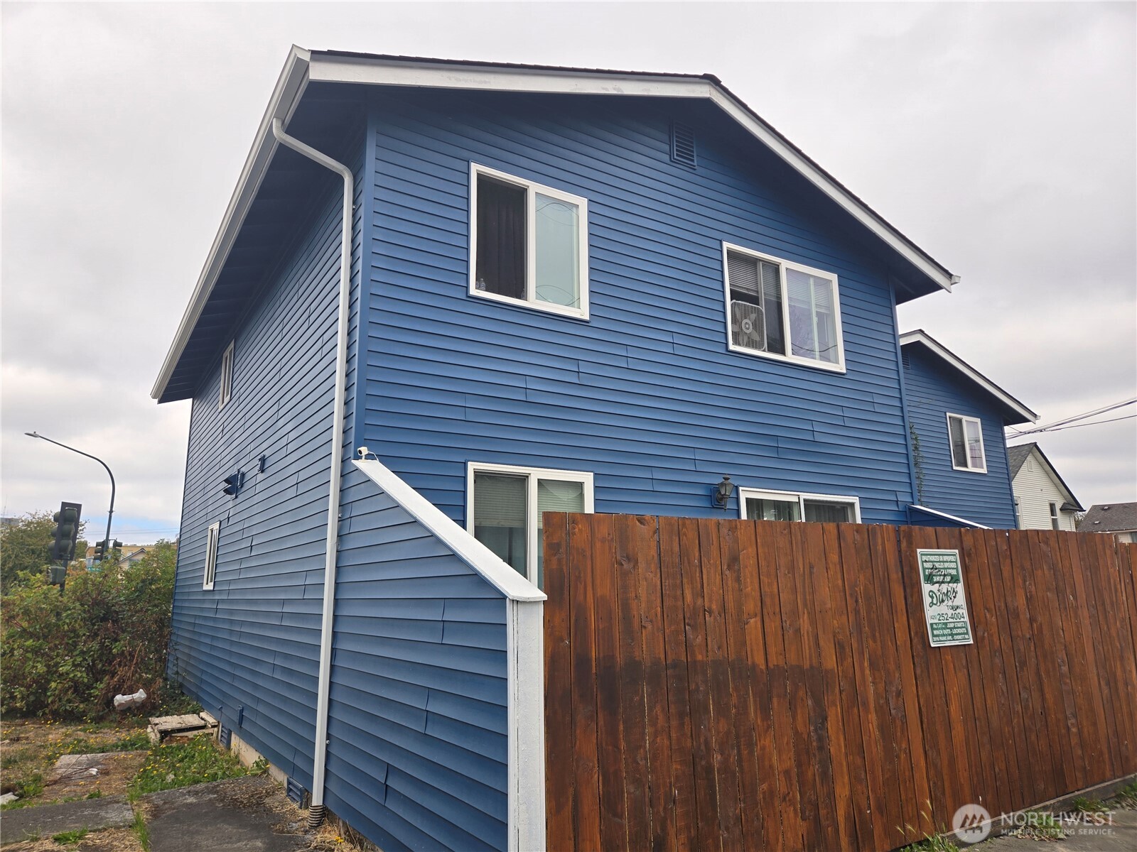 1413 E Marine View Drive