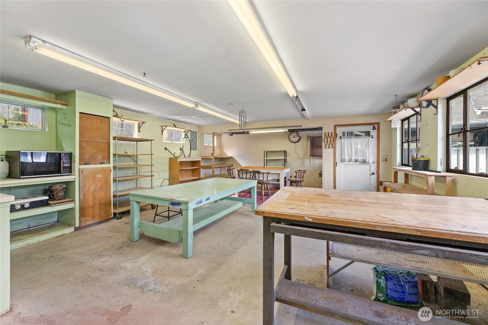 8520 32nd Street W