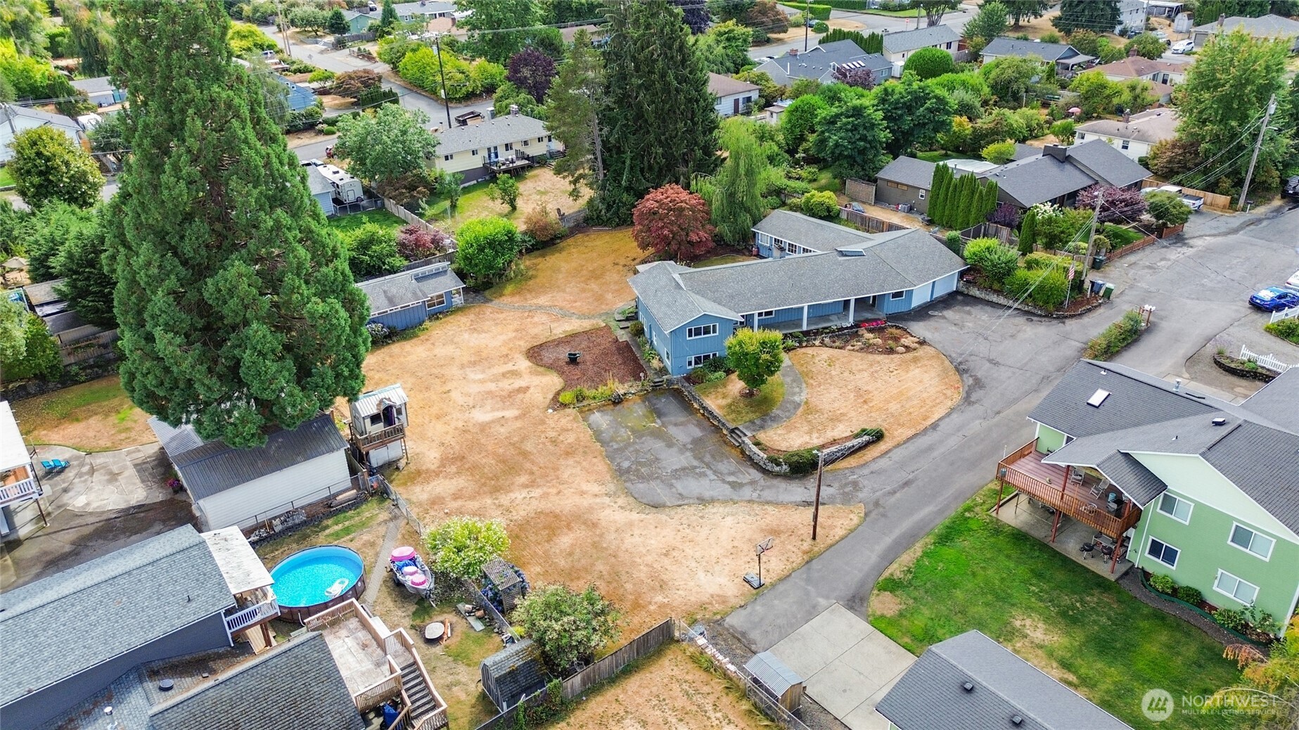 8520 32nd Street W
