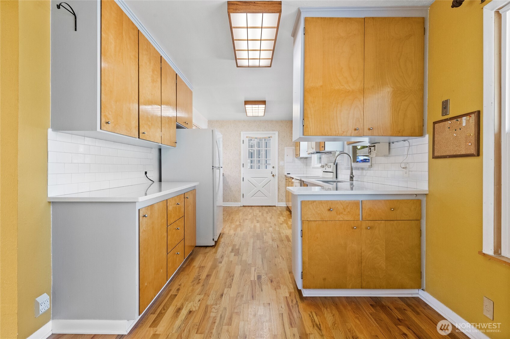8520 32nd Street W